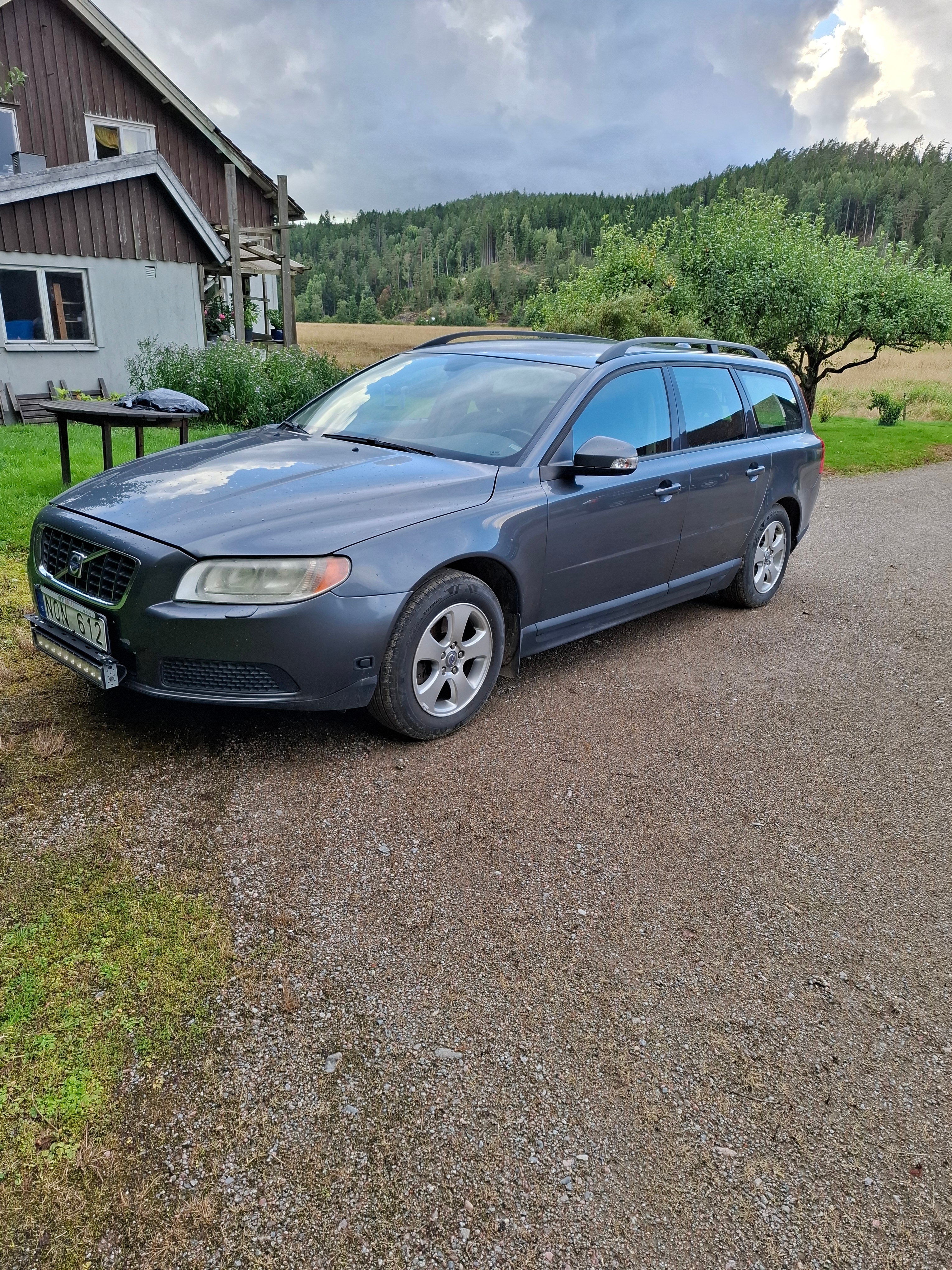 Volvo V70 2.0F Manuell 2008, kuva 4/6
