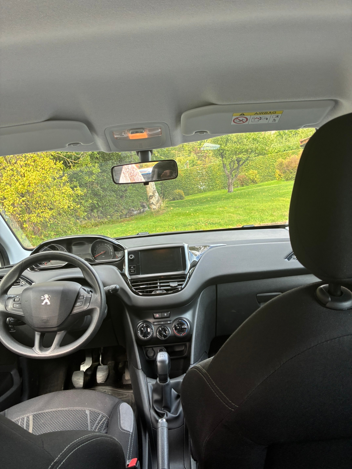 Peugeot 208 5-dörrar 1.2 VTi 82 Manuell 2015, bild 5/5