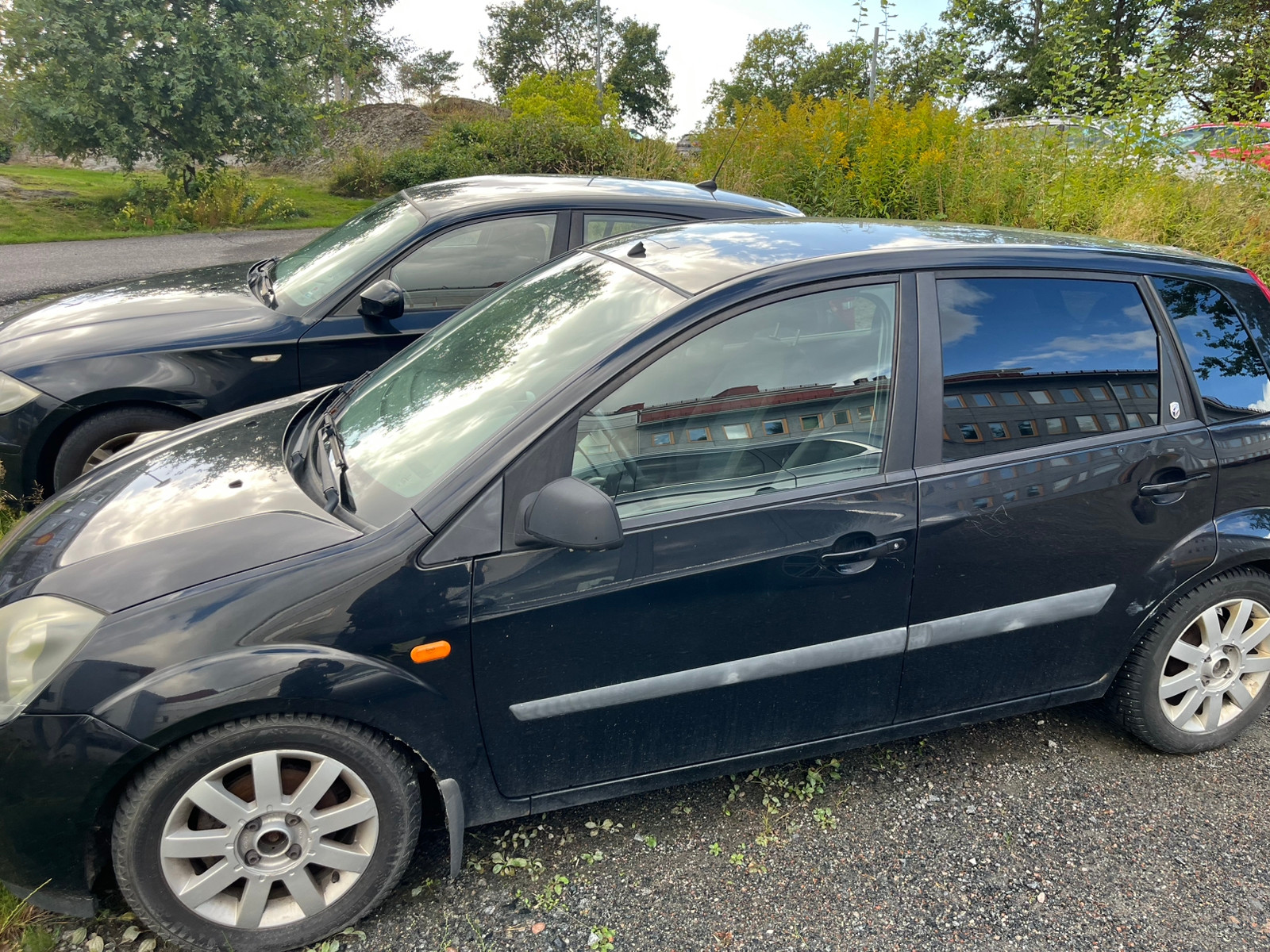 Ford Fiesta 5-dörrar 1.4 Manuell 2006, kuva 2/5