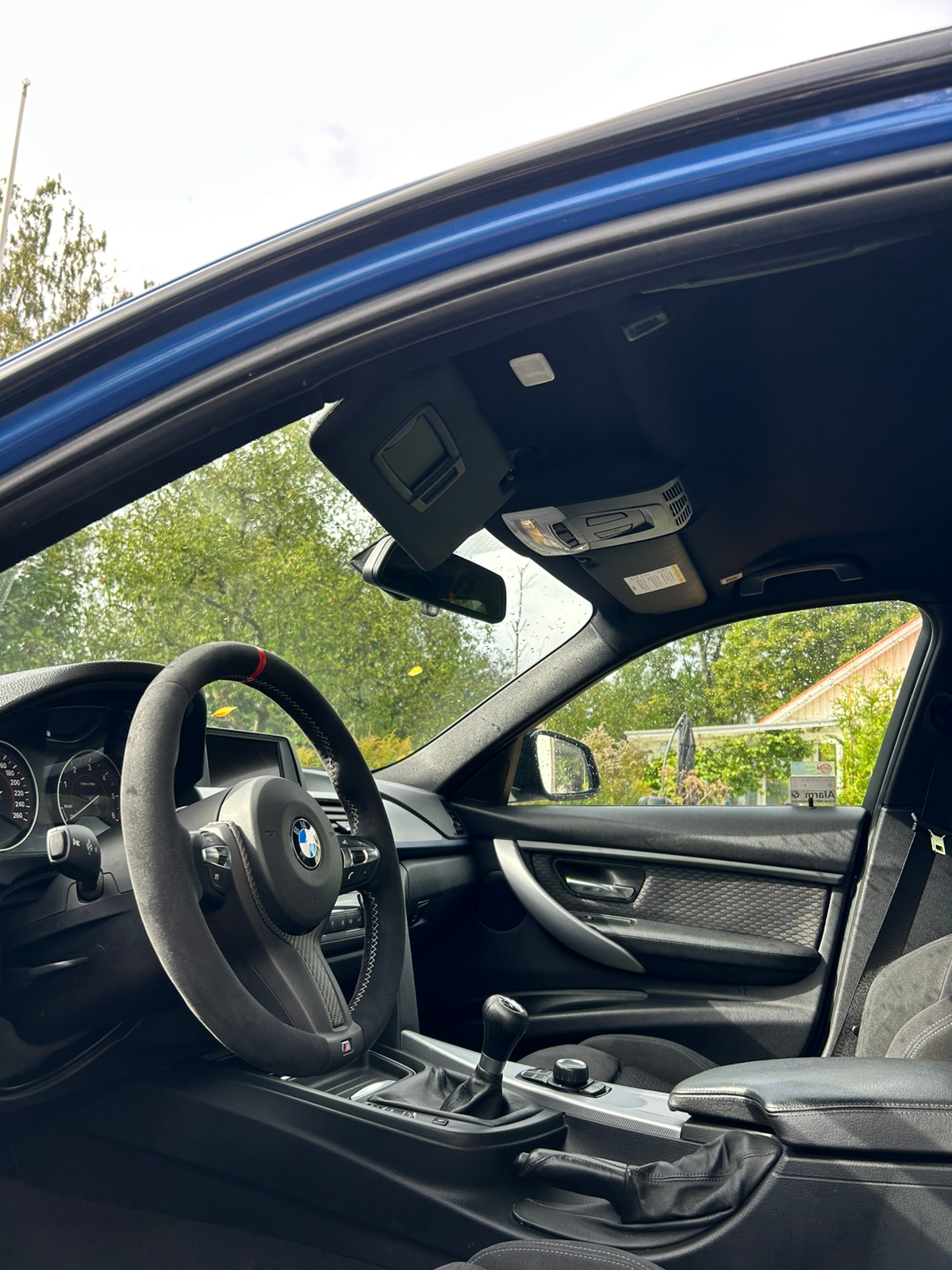 BMW 320 d F31 M-sport 2013, bild 3/3