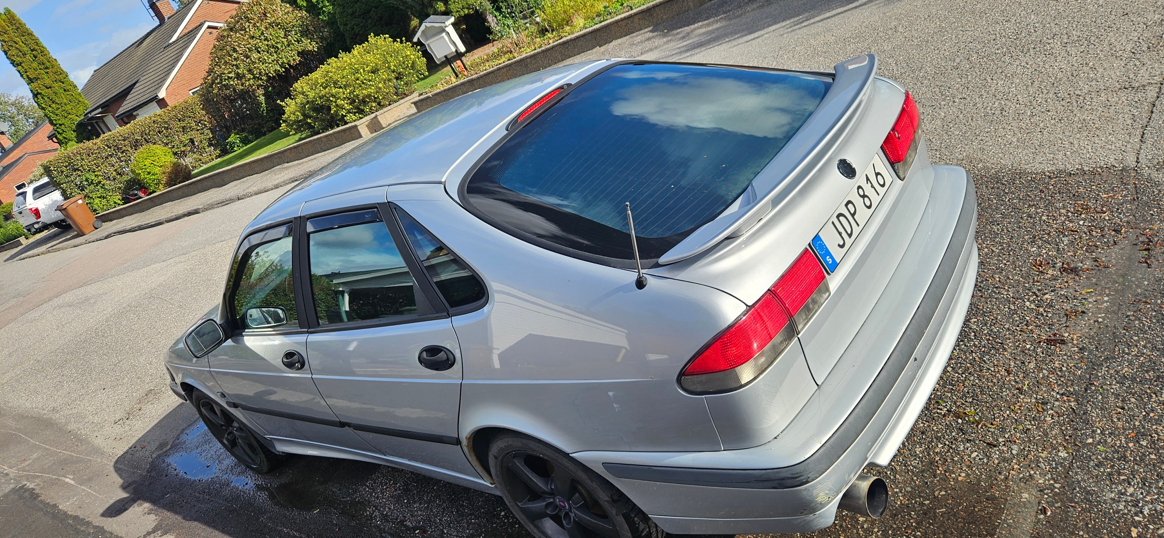 Saab 9-3 5-dörrar 2.0 Turbo Manuell 1999, bild 3/10