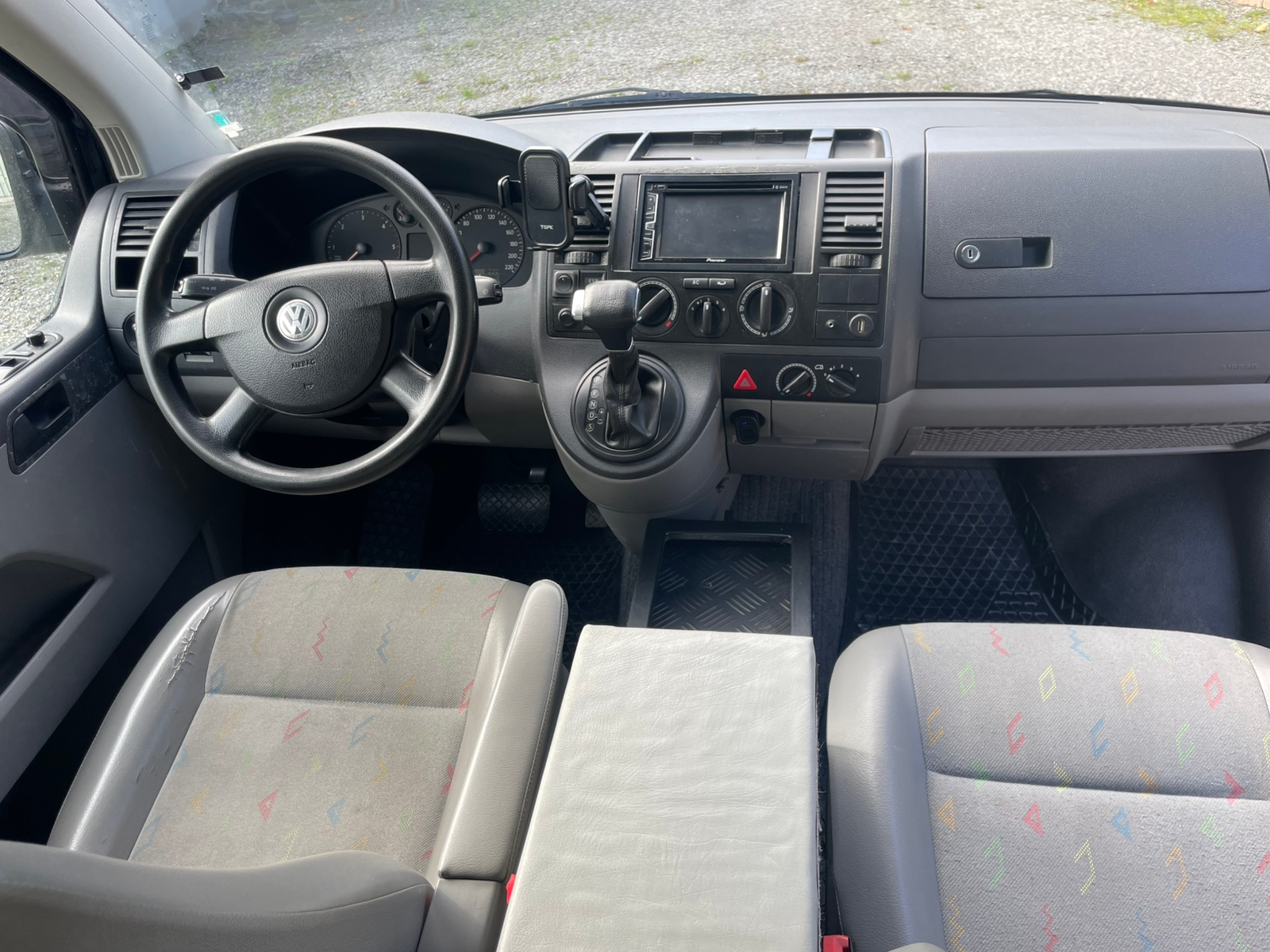 Volkswagen Transporter 2008, kuva 2/6