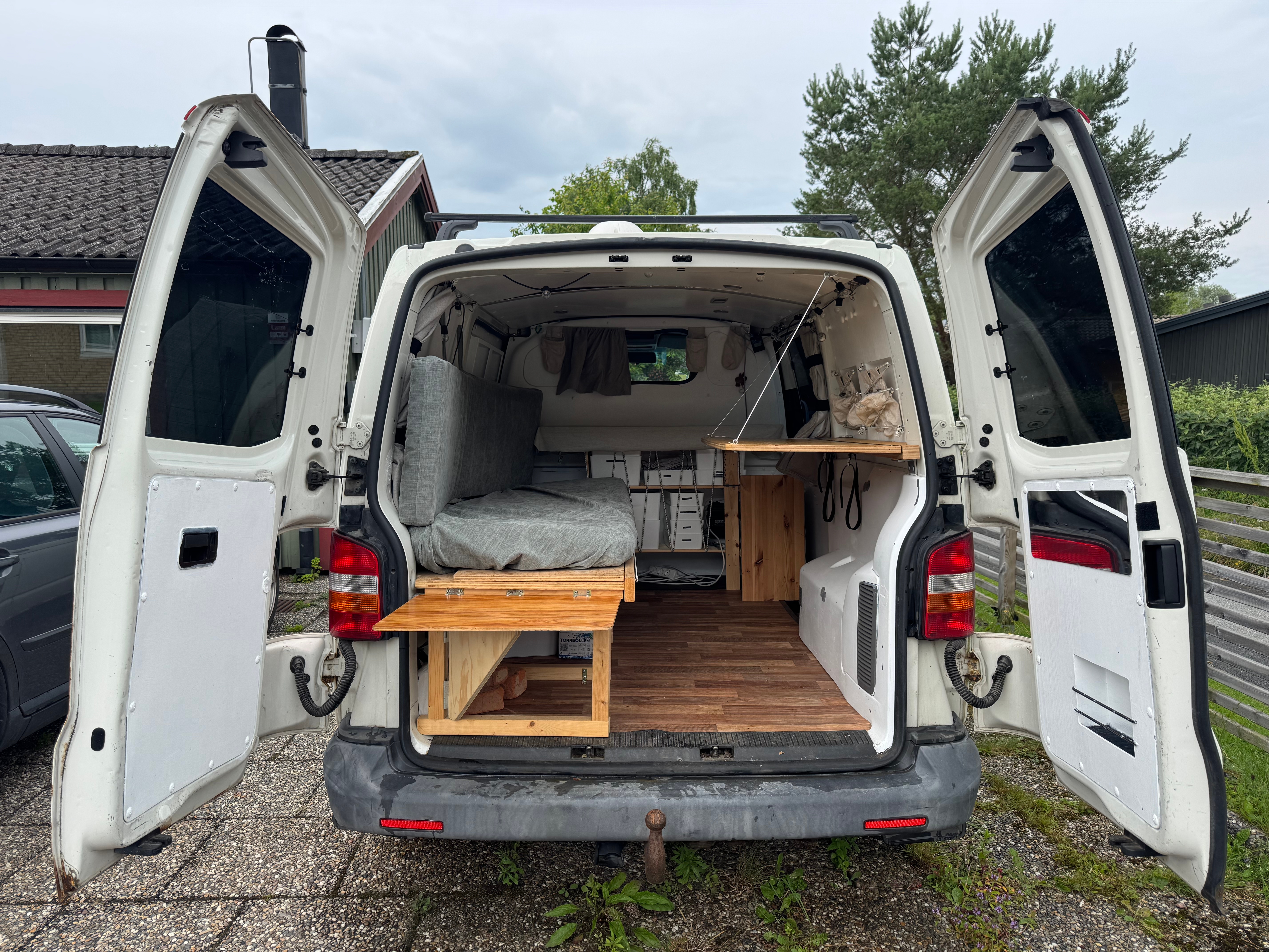 Volkswagen Transporter 2004, photo 2/10