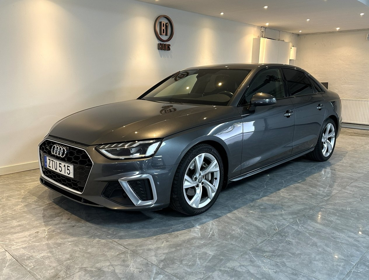 Audi A4 2021, kuva 2/10