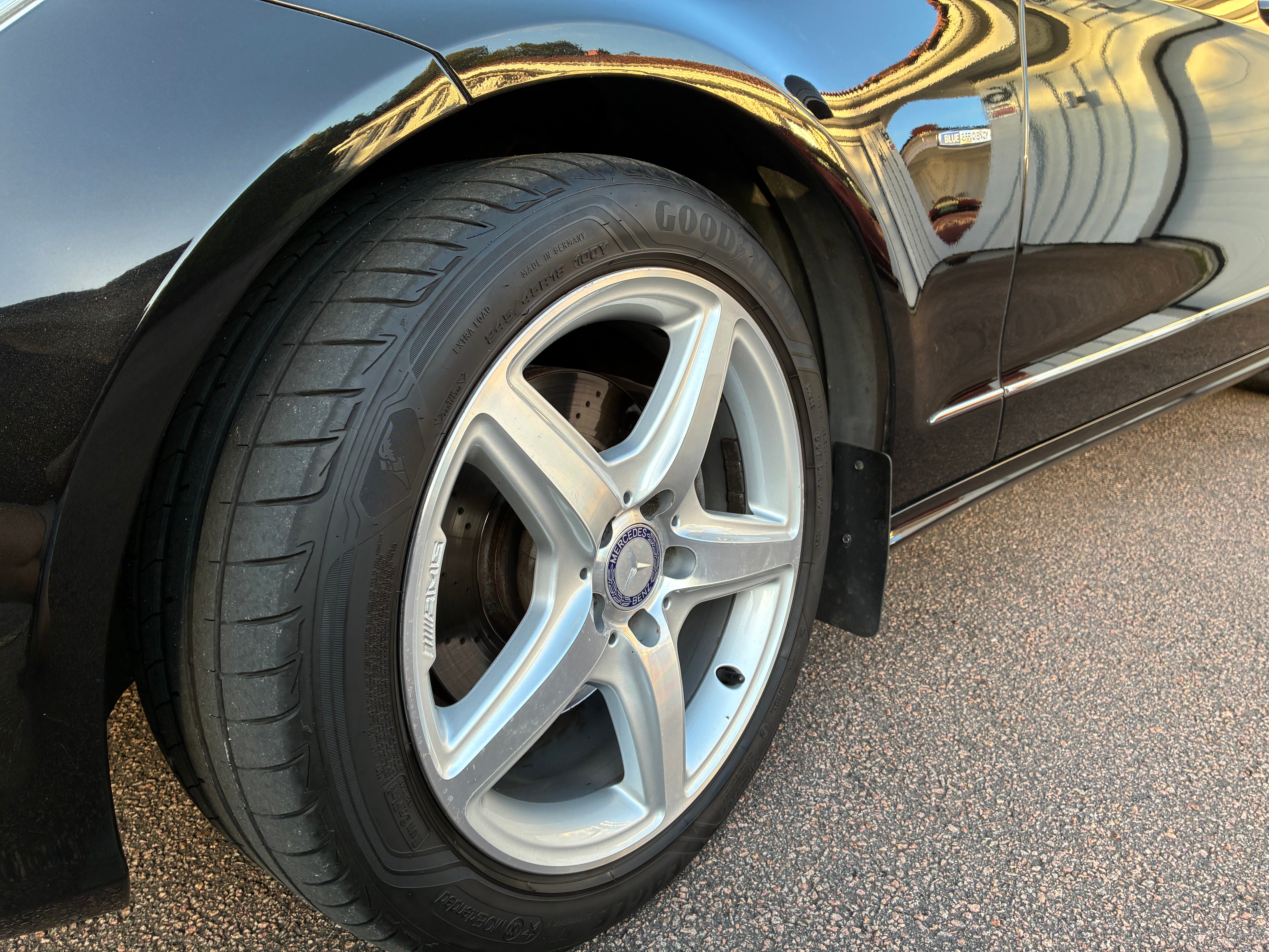 Mercedes-Benz CLS 2011, bild 4/12