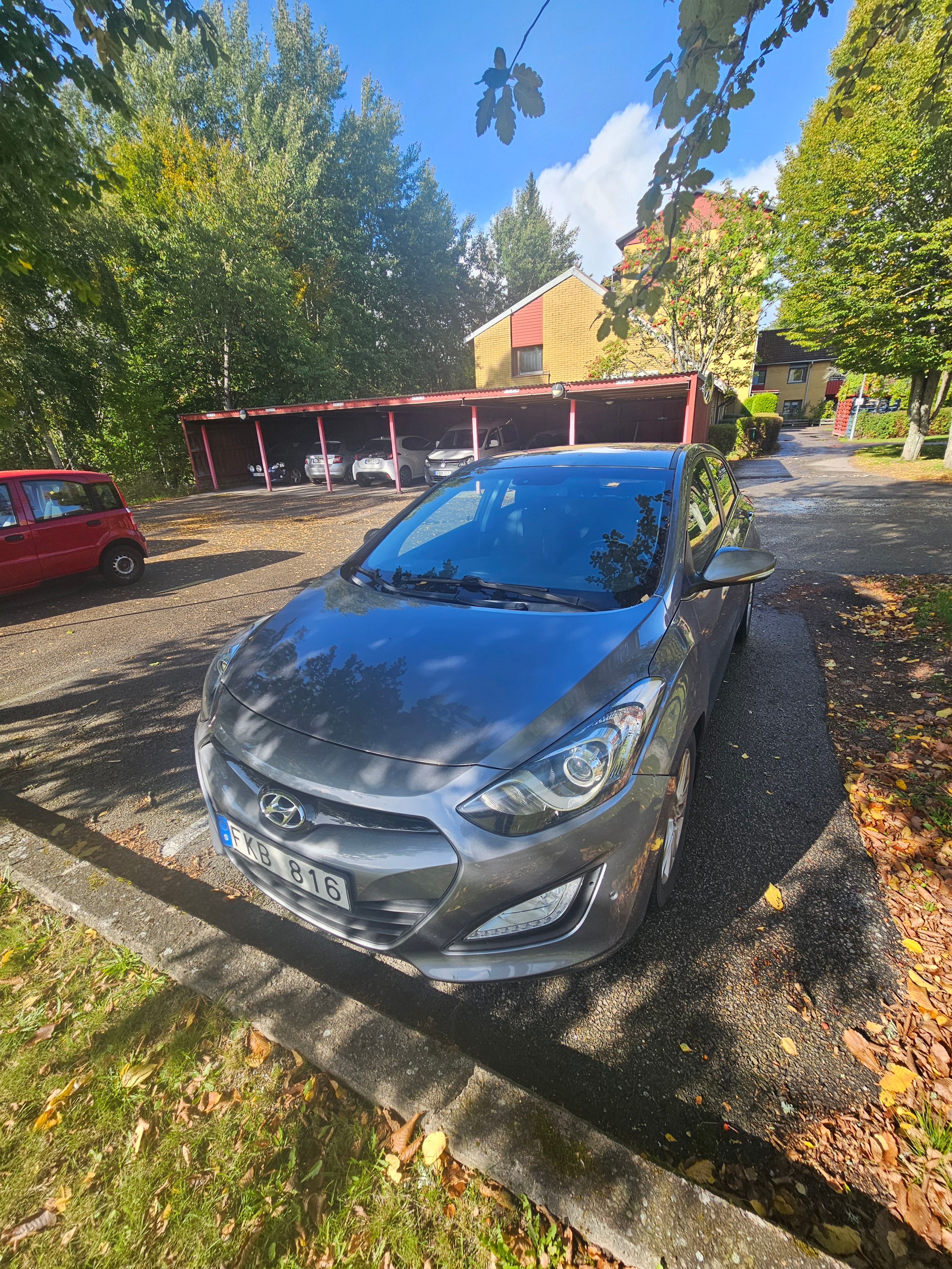 Hyundai i30 5-dörrar 1.6 CRDi Manuell 2013, bild 7/7