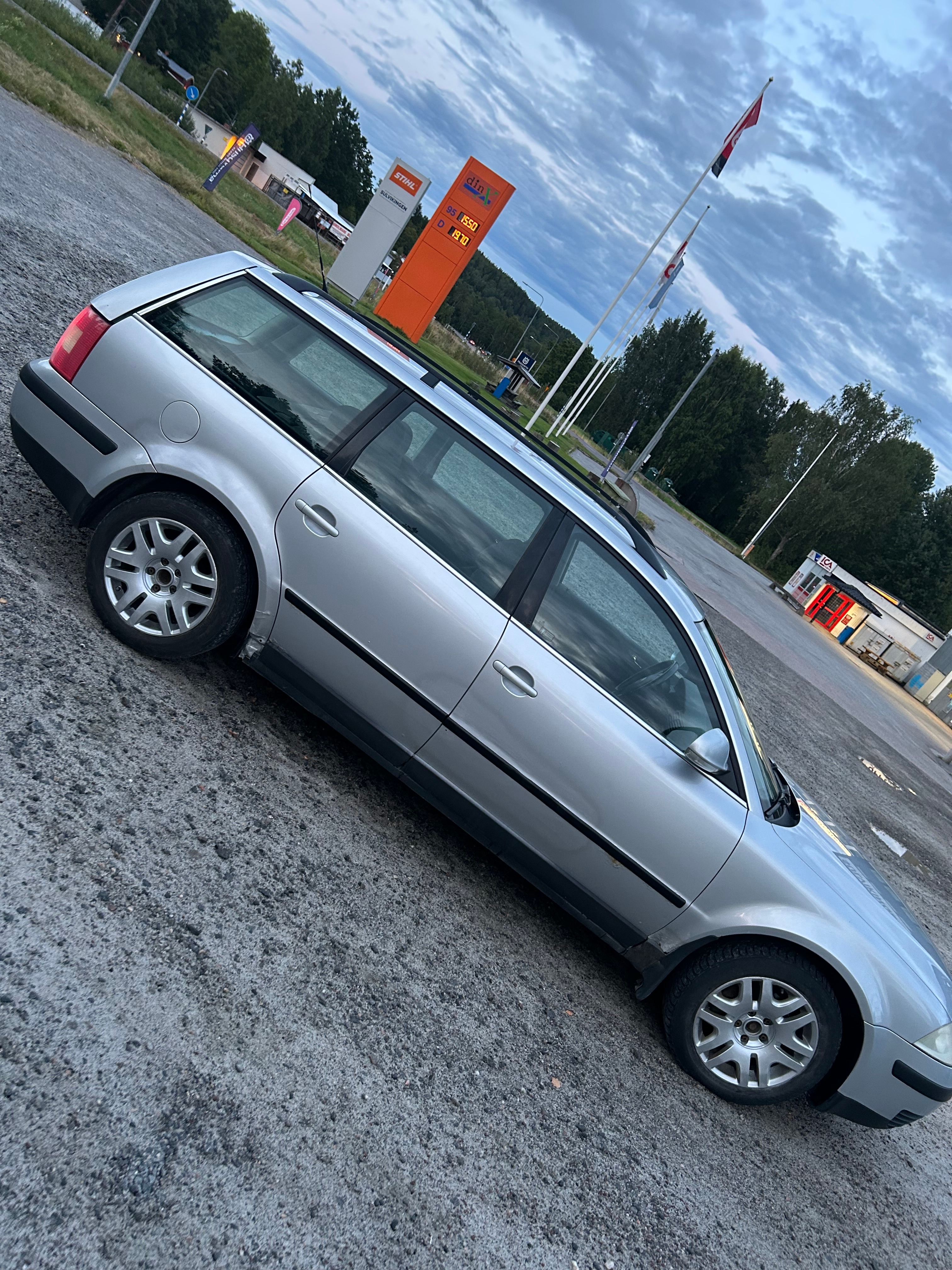 Volkswagen Passat Variant 1.8 T Manuell 2005, bild 2/5