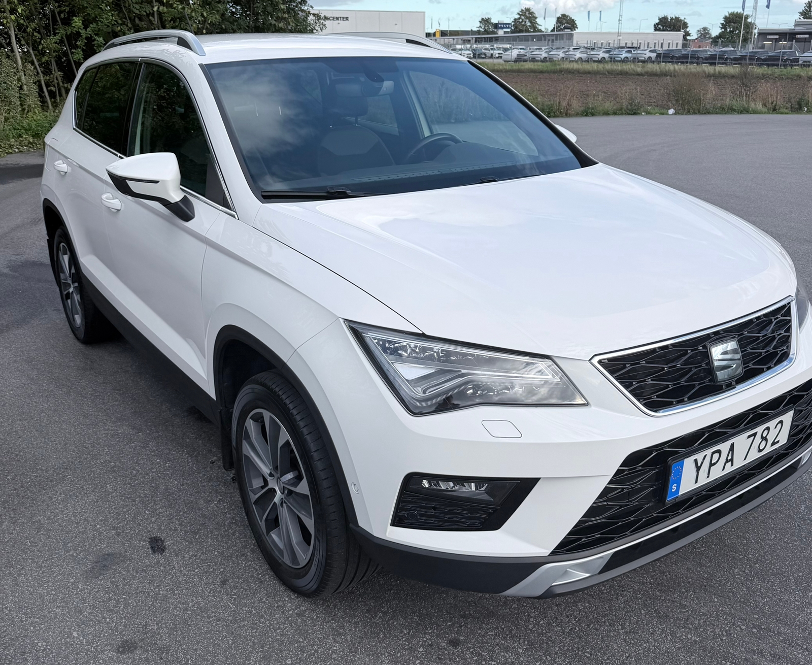 Seat Ateca 2018, photo 2/10