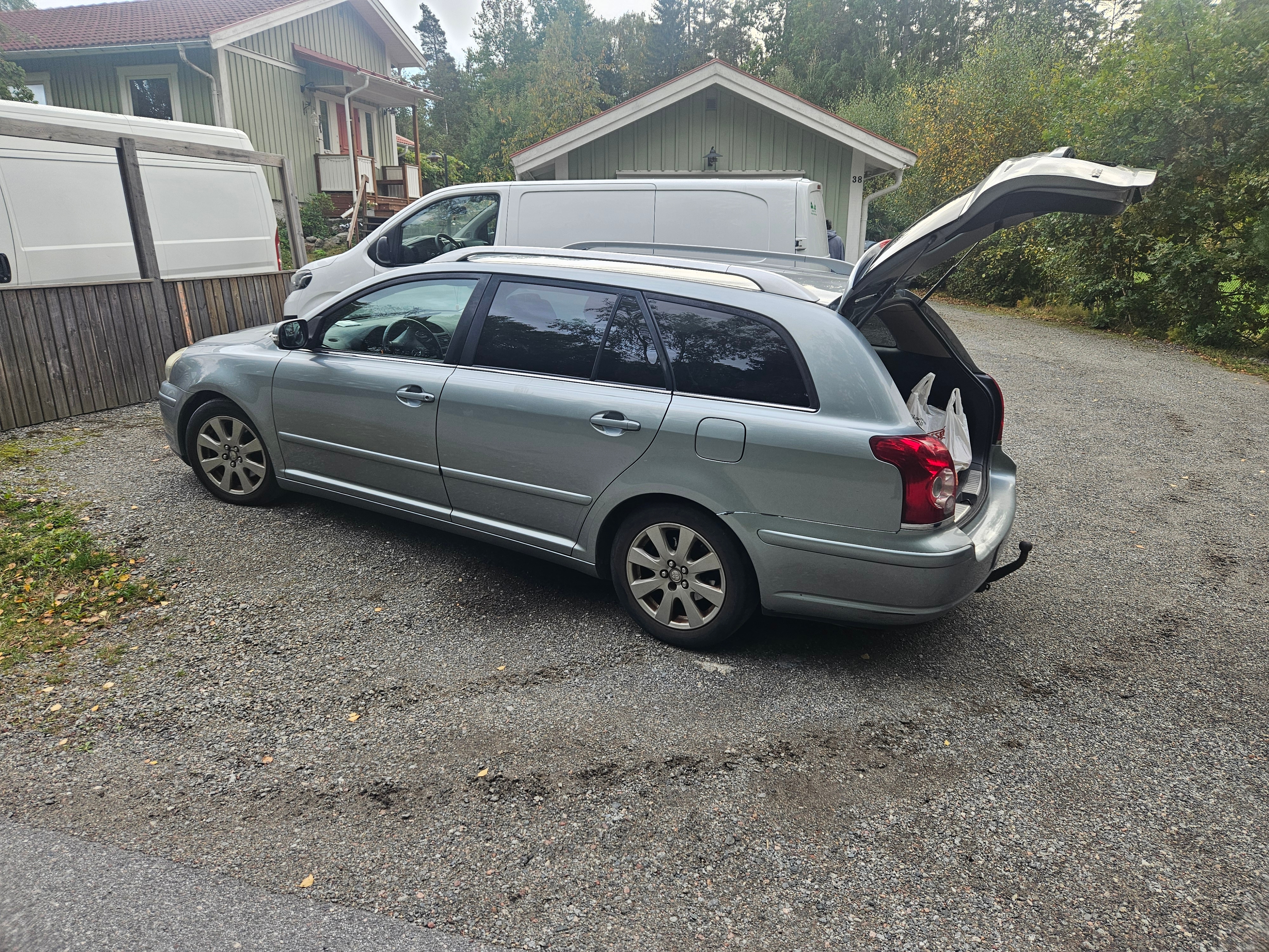 Toyota Avensis 2008, kuva 5/5