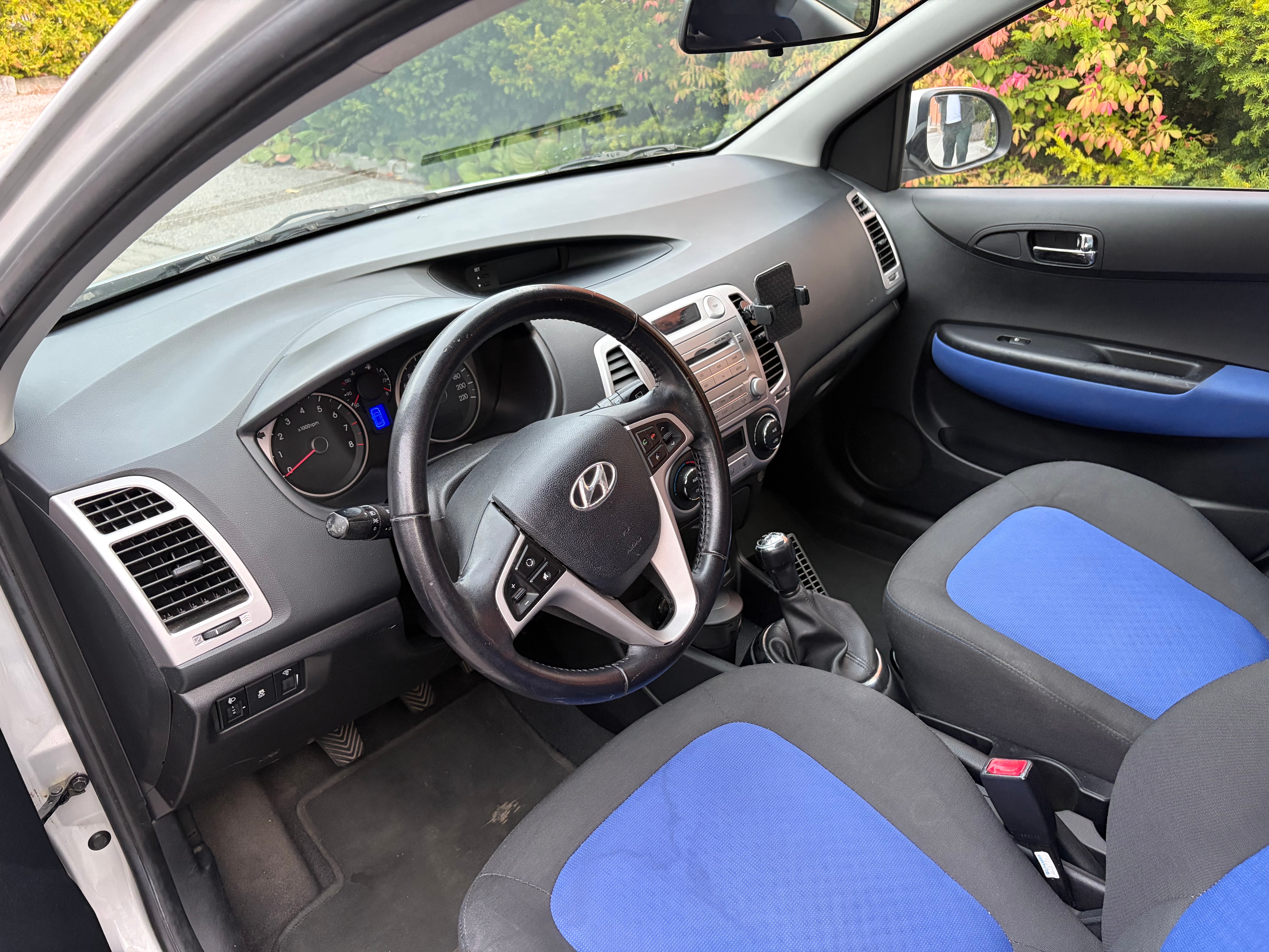 Hyundai i20 5-dörrar 1.2 Manuell 2012, bild 6/7