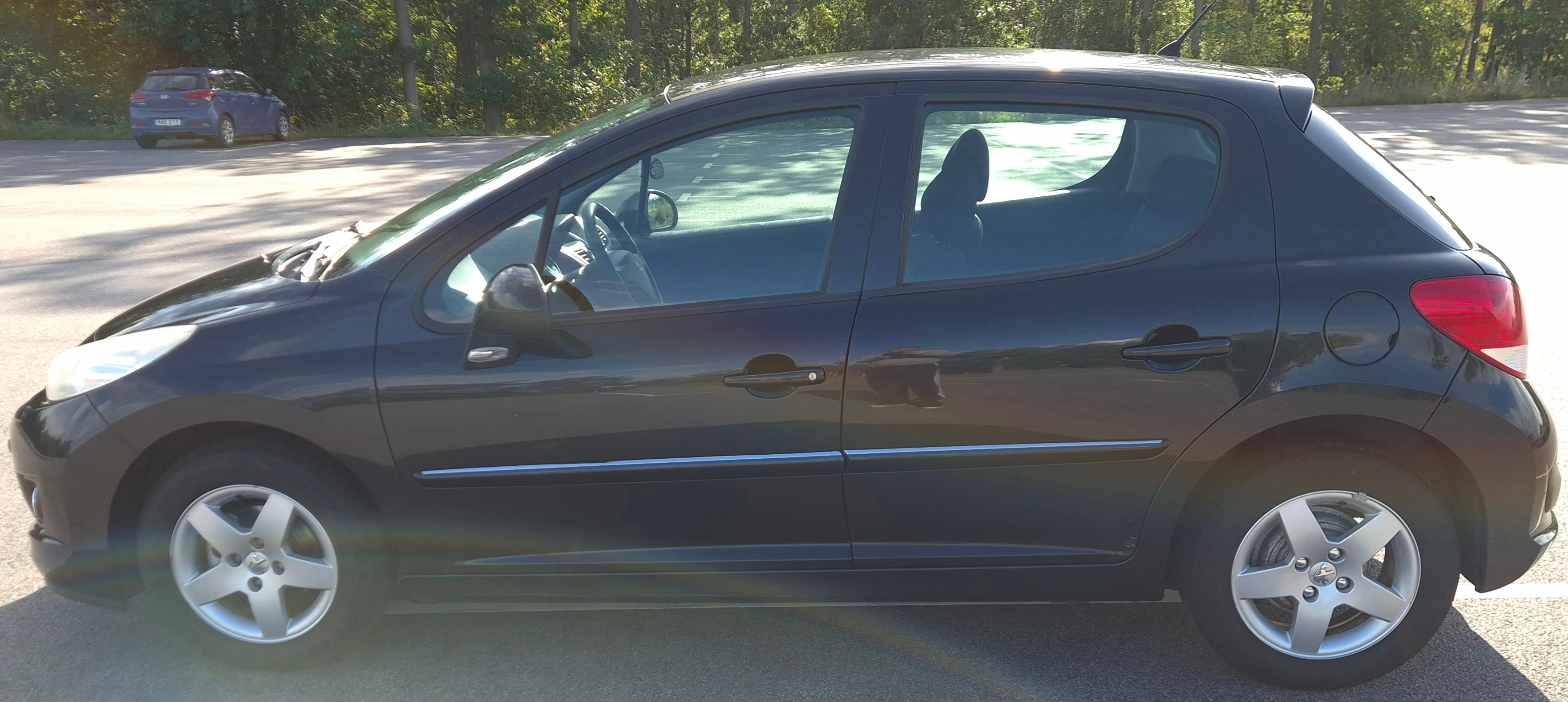 Peugeot 207 5-dörrar 1.4 HDi Manuell 2011, kuva 8/8