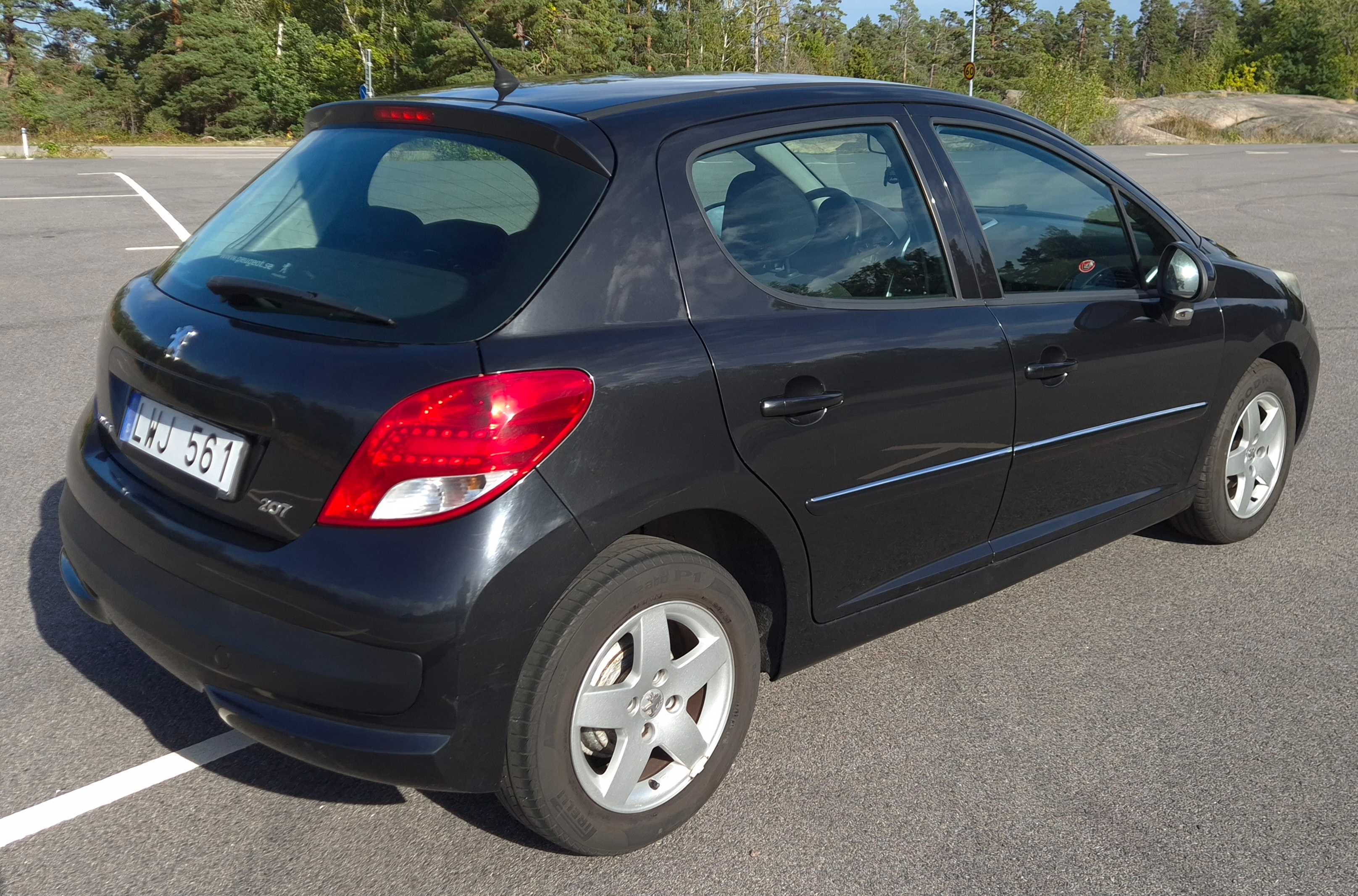 Peugeot 207 5-dörrar 1.4 HDi Manuell 2011, kuva 5/8