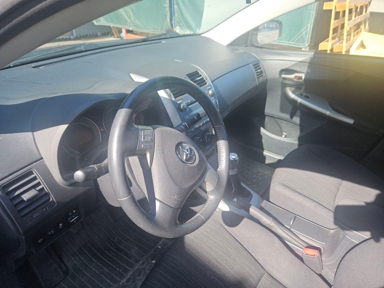 Toyota Corolla 1.6 Dual VVT-i Manuell 2008, bild 6/9