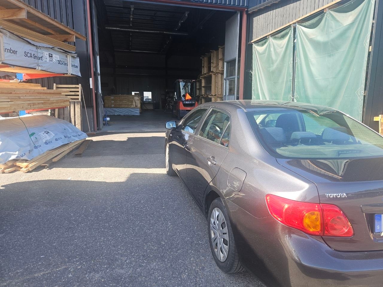 Toyota Corolla 1.6 Dual VVT-i Manuell 2008, bild 4/9