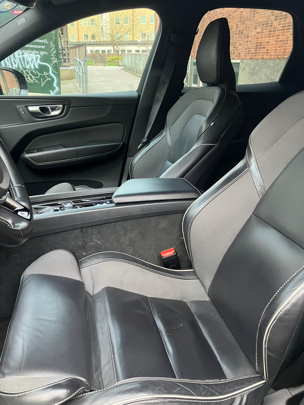 Volvo XC60 D4 Geartronic 2020, bild 5/6