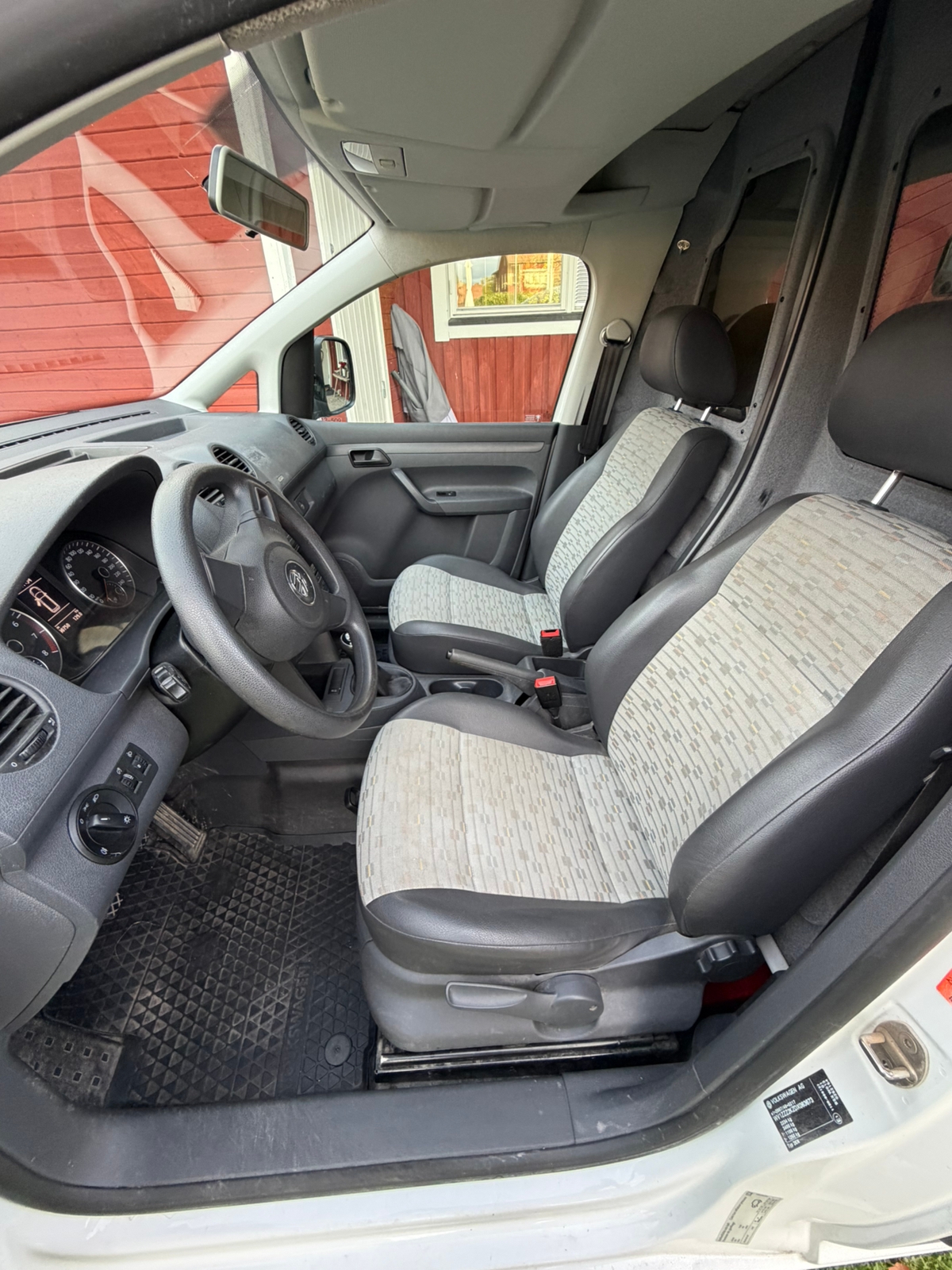 Volkswagen Caddy 2013, bild 5/9