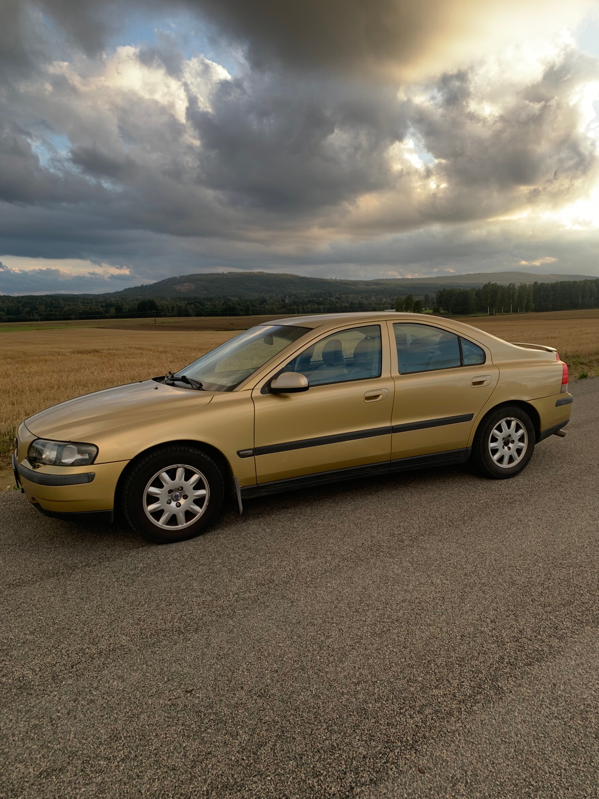 Volvo S60 2.4i Automatisk 2001, bild 2/8