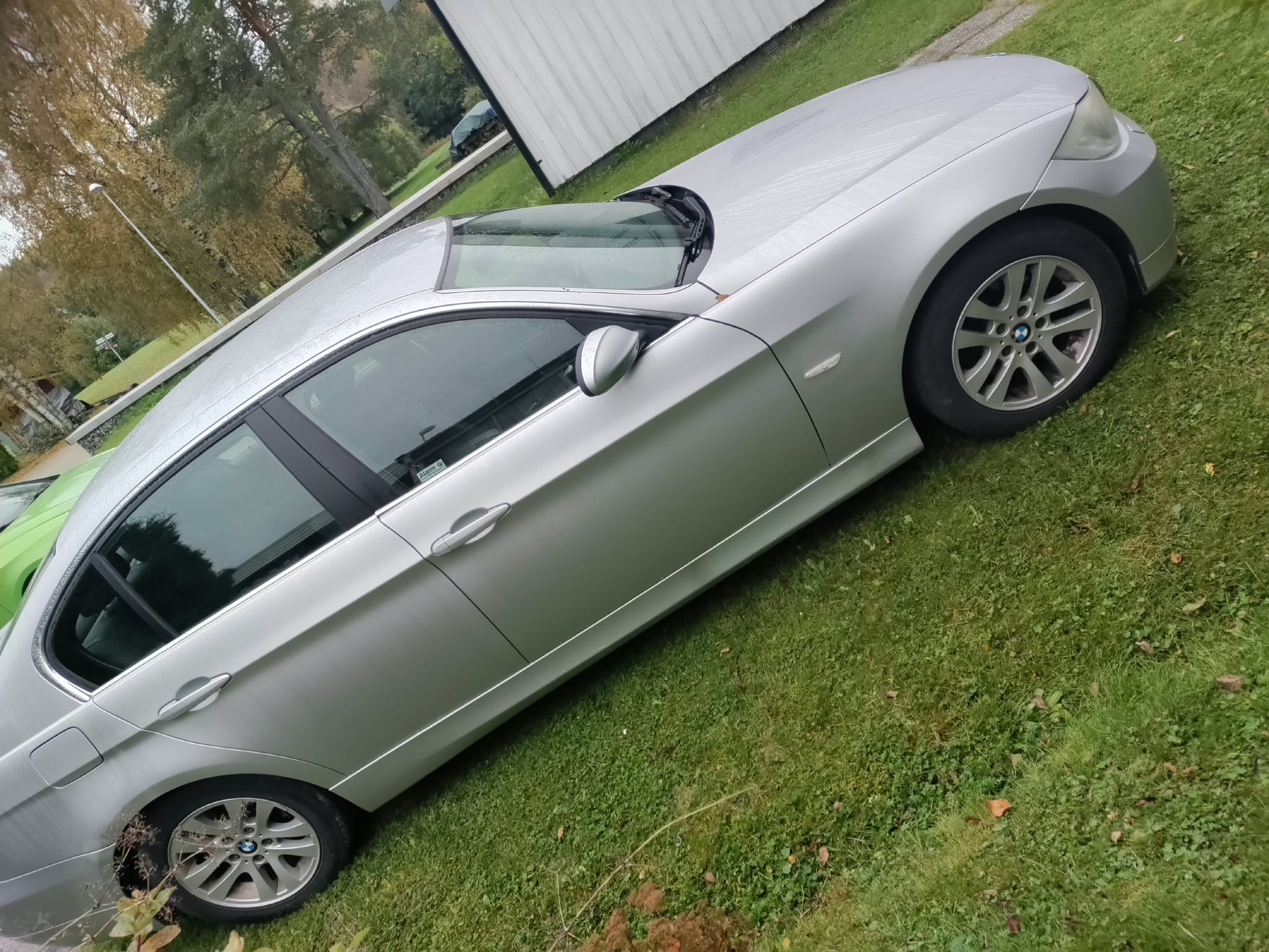 BMW 325 Xi Sedan Manuell 2006, kuva 3/8