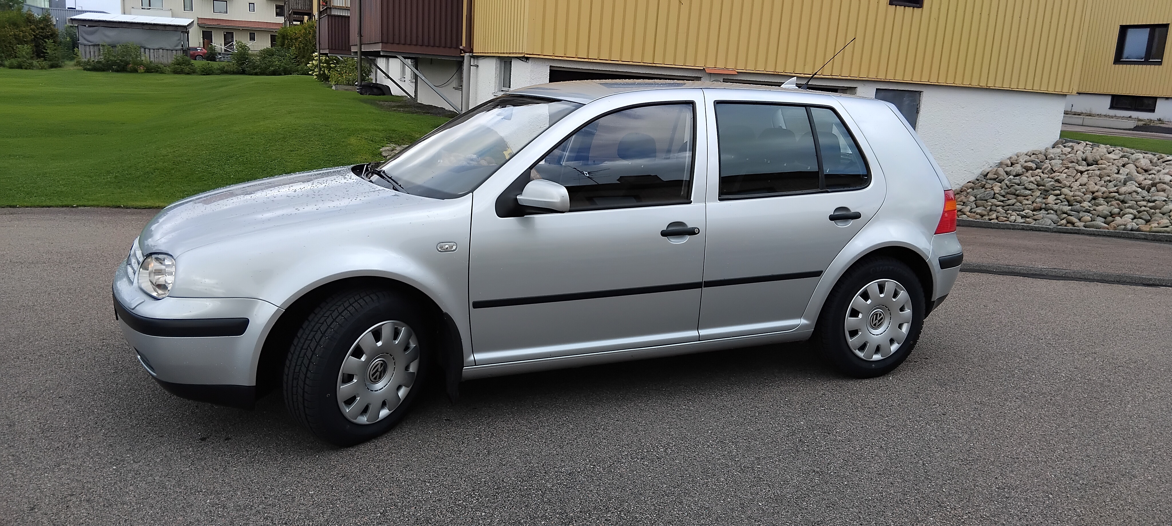 Volkswagen Golf IV 5-dörrar 1.6 Manuell 2001, bild 5/8