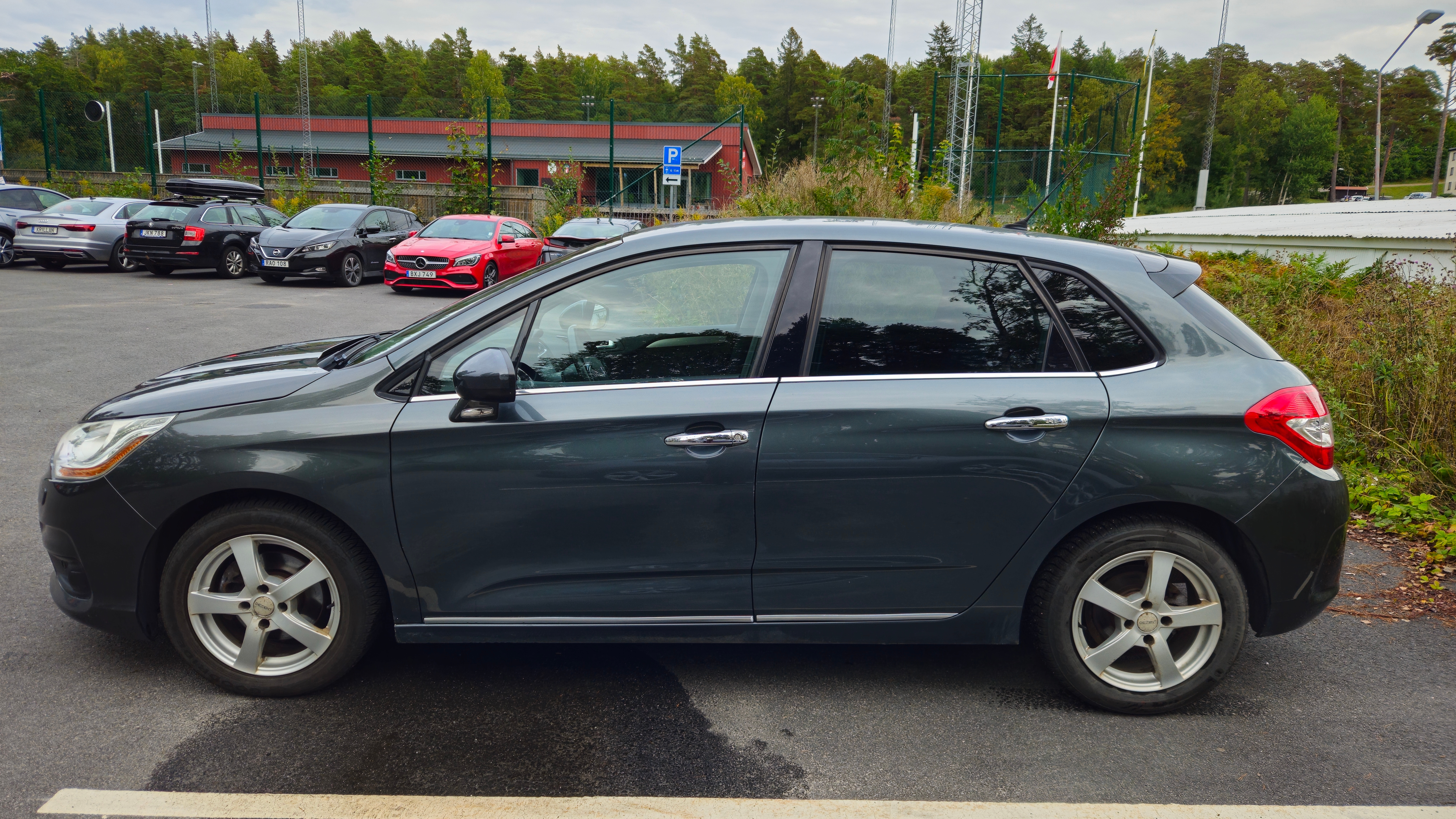 Citroen C4 1.6 VTi Manuell 2010, bild 2/8