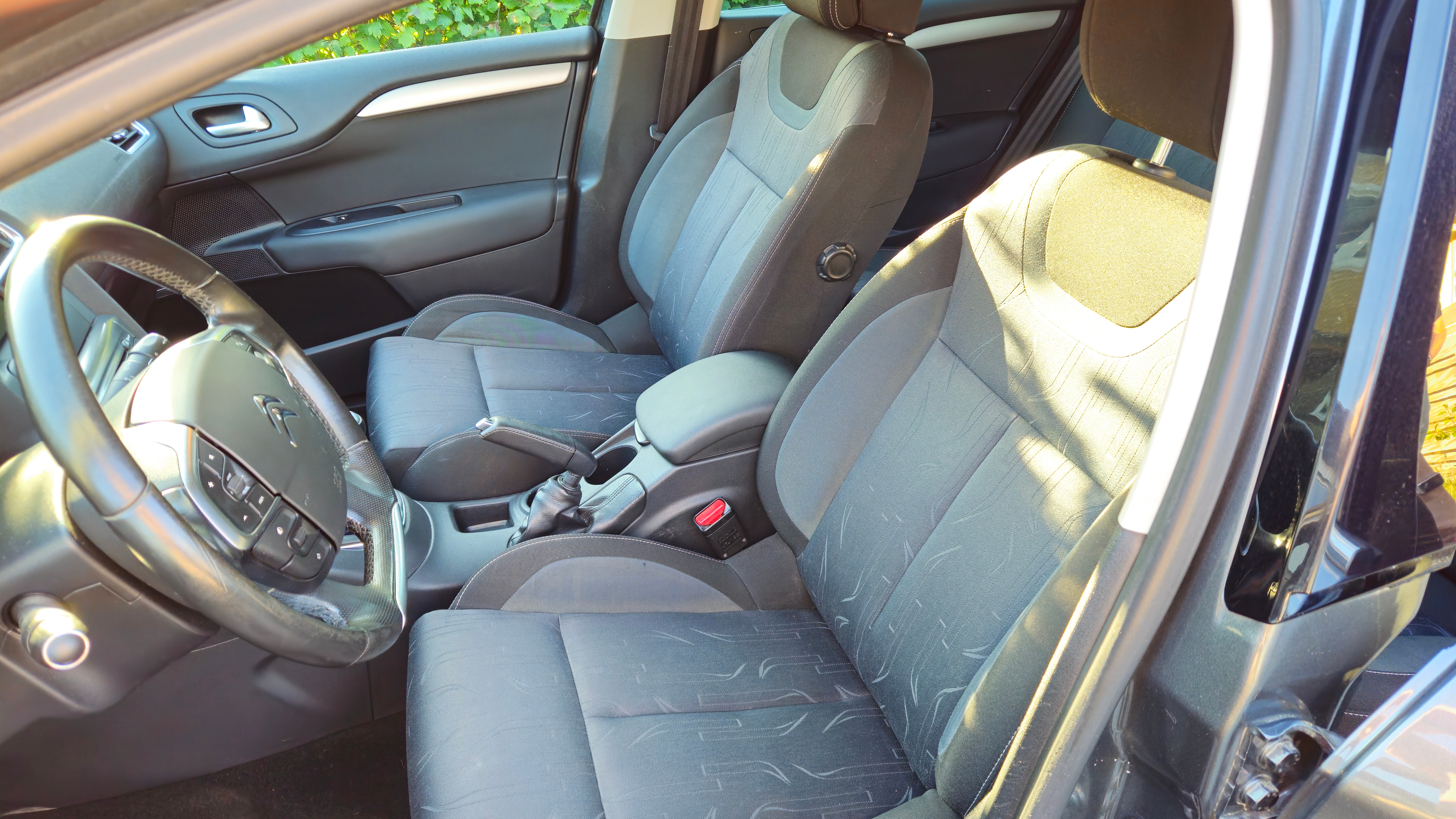 Citroen C4 1.6 VTi Manuell 2010, bild 6/8