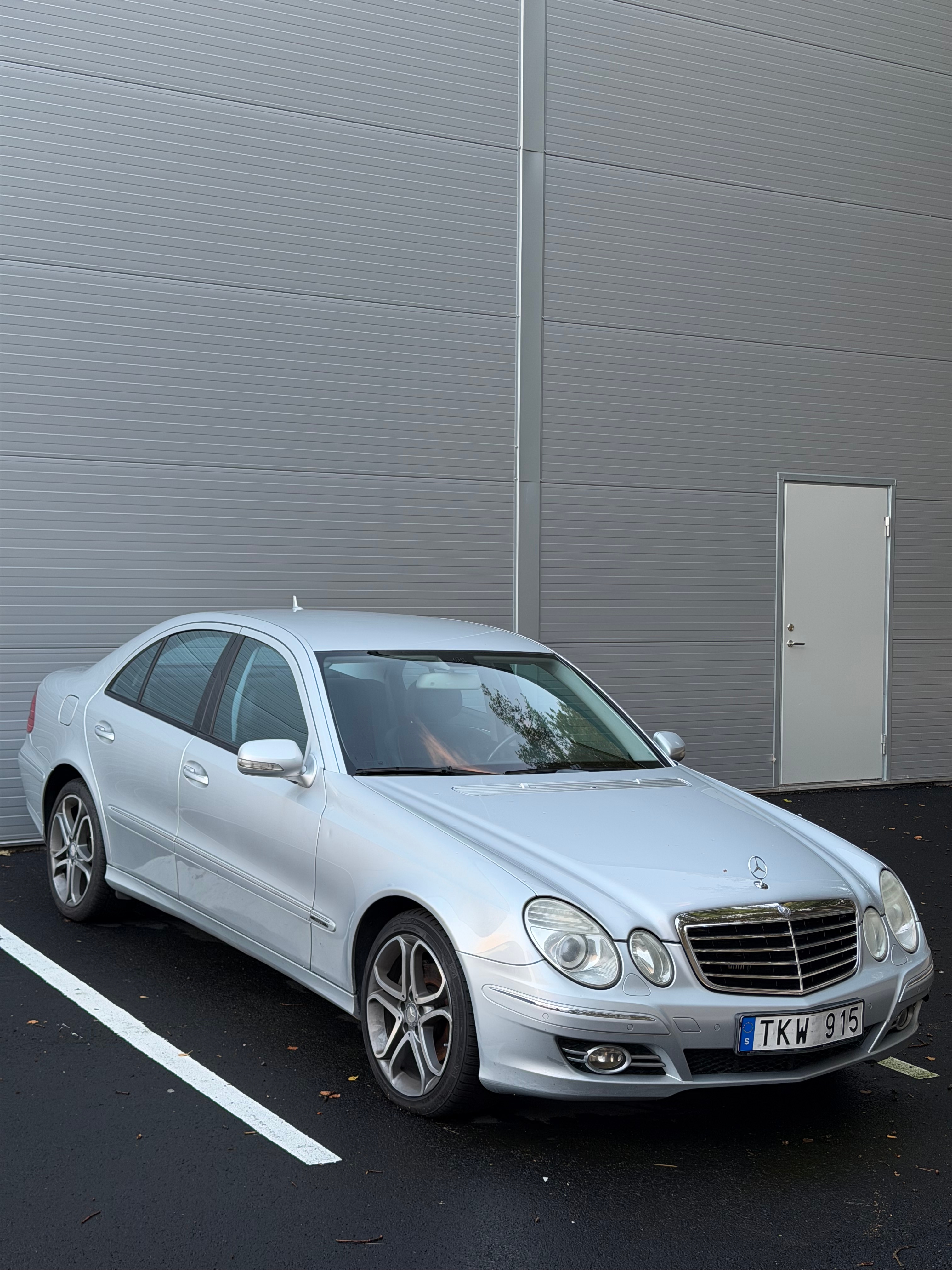 Mercedes-Benz E