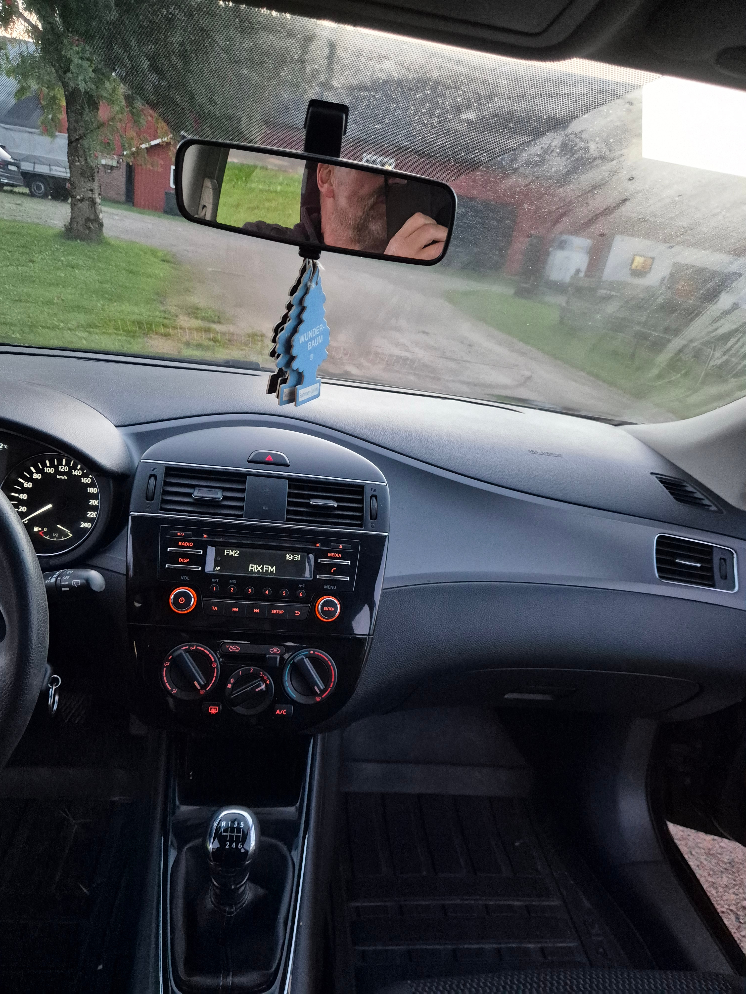 Nissan Pulsar 1.5 dCi Manuell 2015, bild 7/10