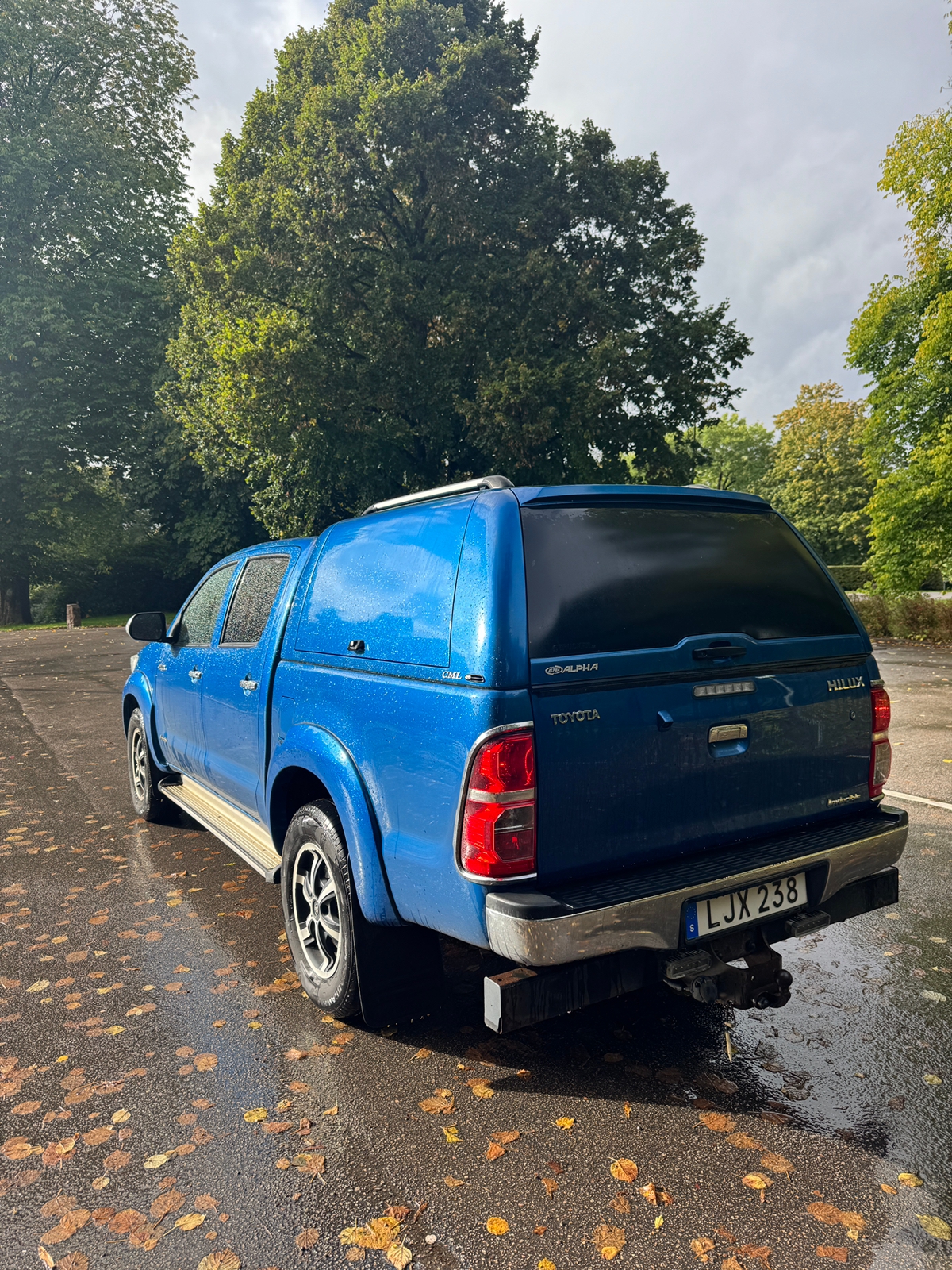 Toyota HiLux 2016, bild 2/3