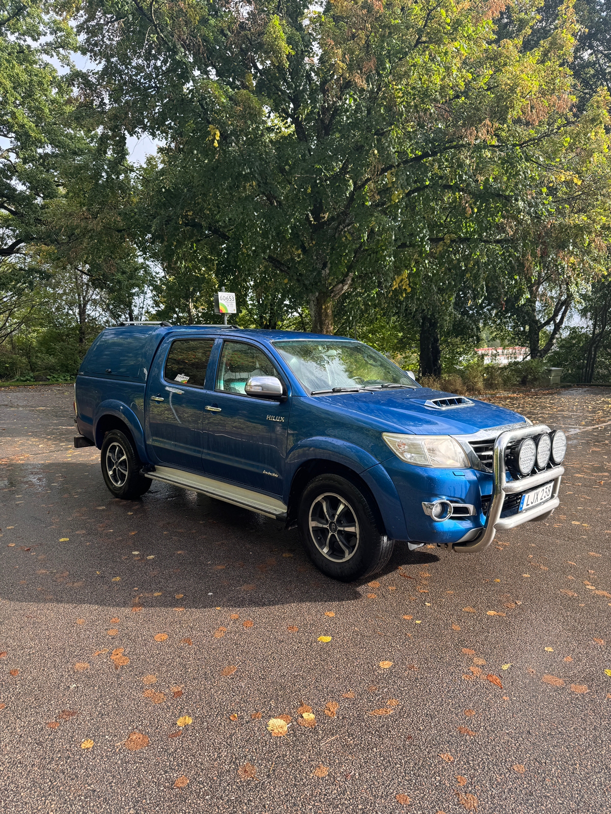 Toyota HiLux 2016, bild 3/3