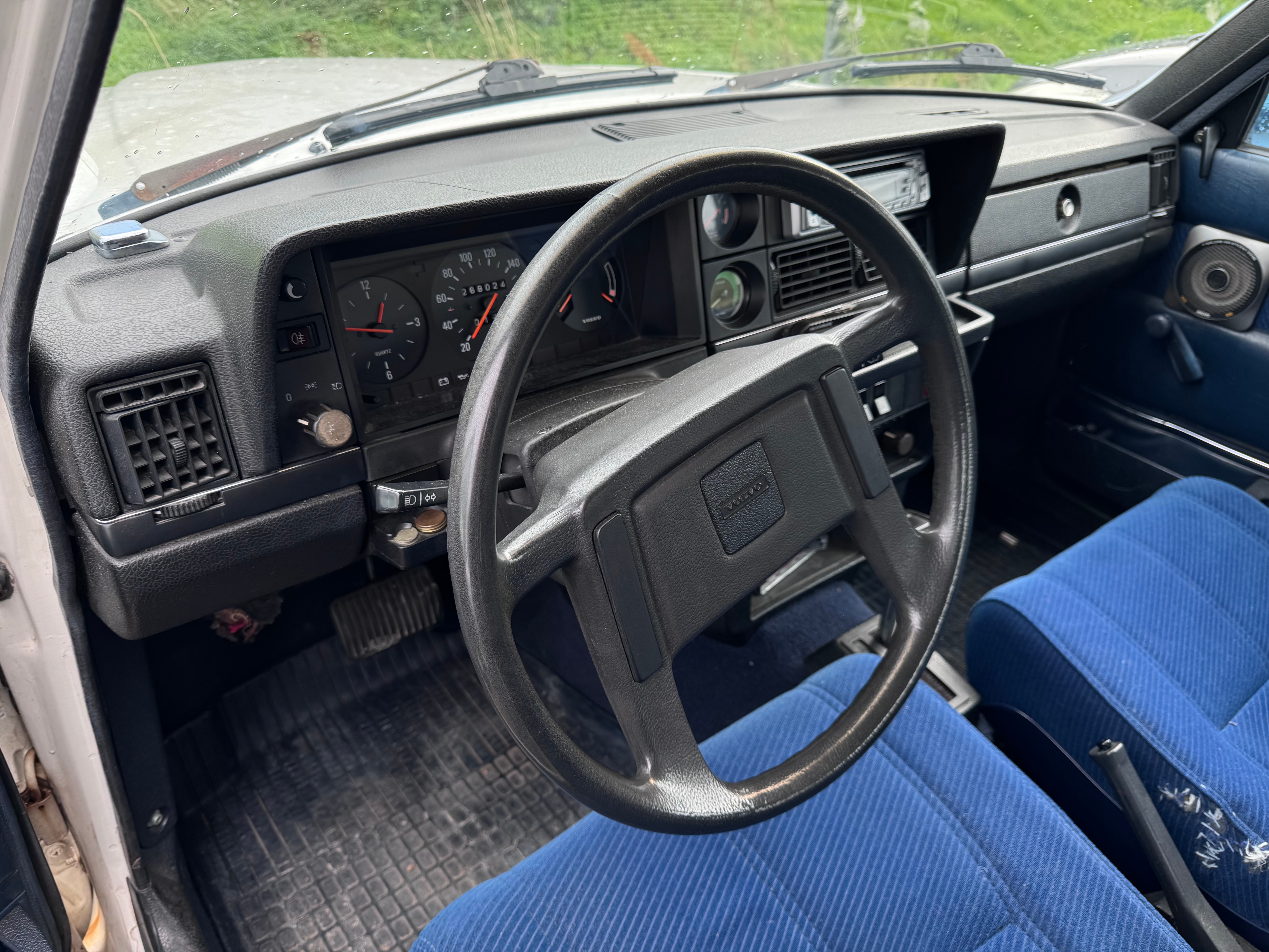 Volvo 240 4-door 2.3 Automatisk 1985, bild 7/10
