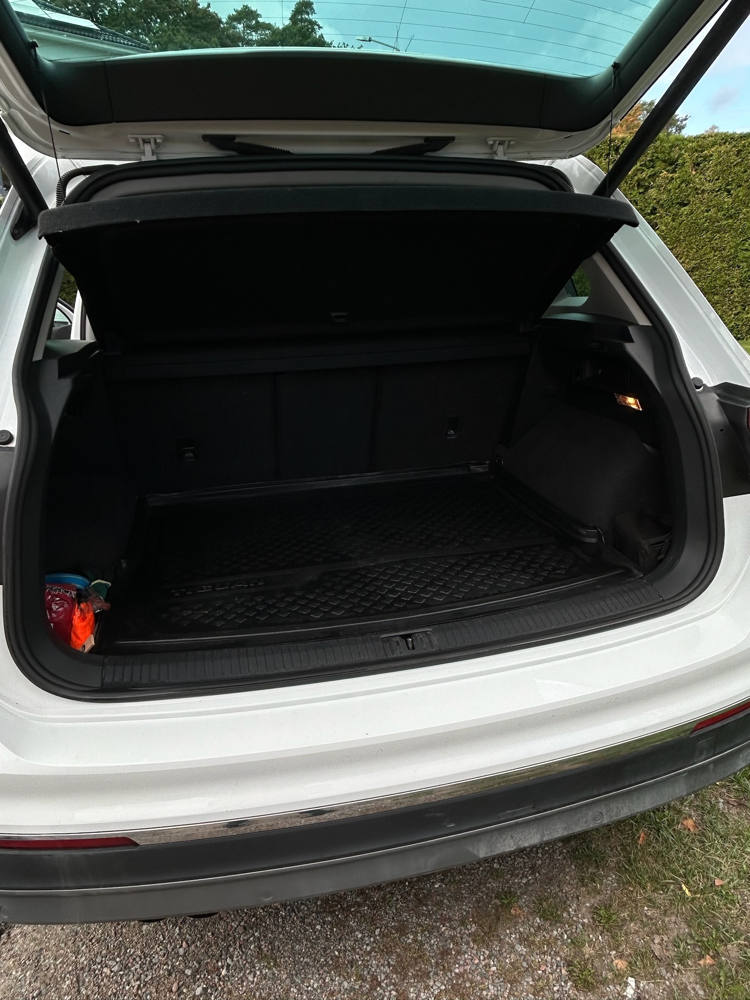 Volkswagen Tiguan 2019, bild 5/5