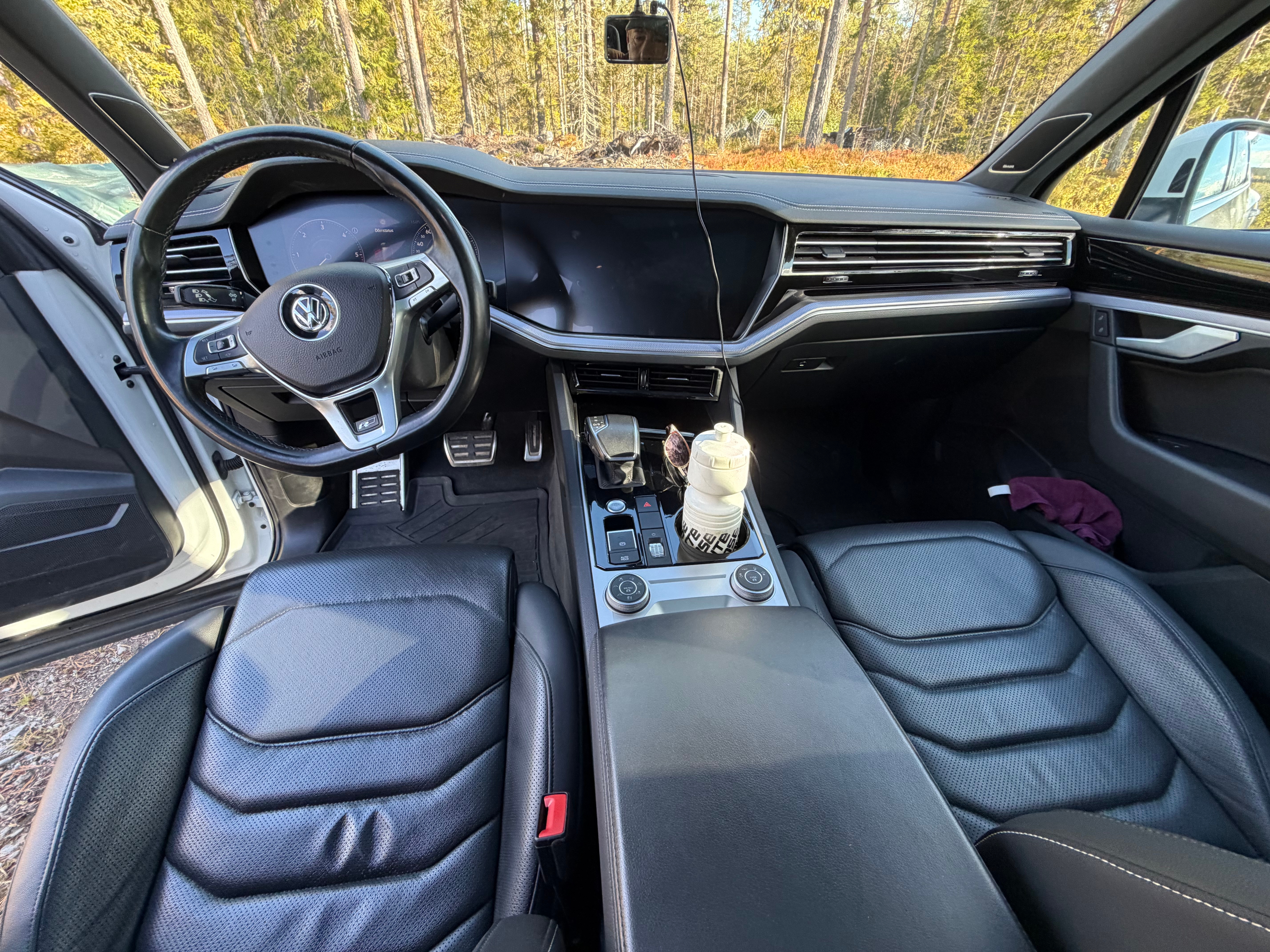 Volkswagen Touareg 2019, kuva 6/10