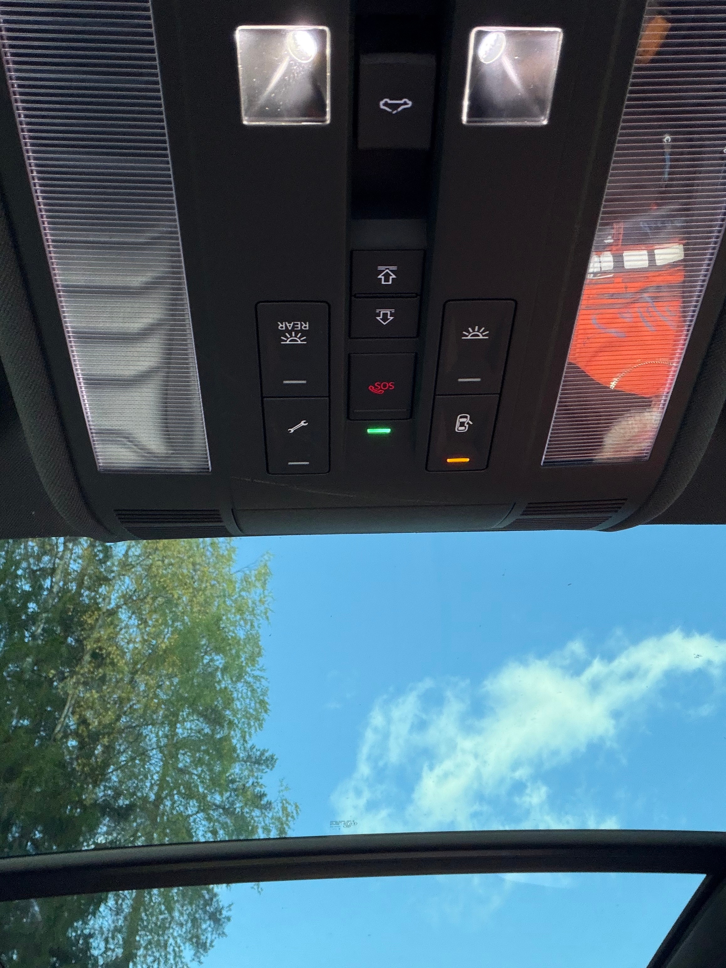 Volkswagen Touareg 2019, kuva 7/10
