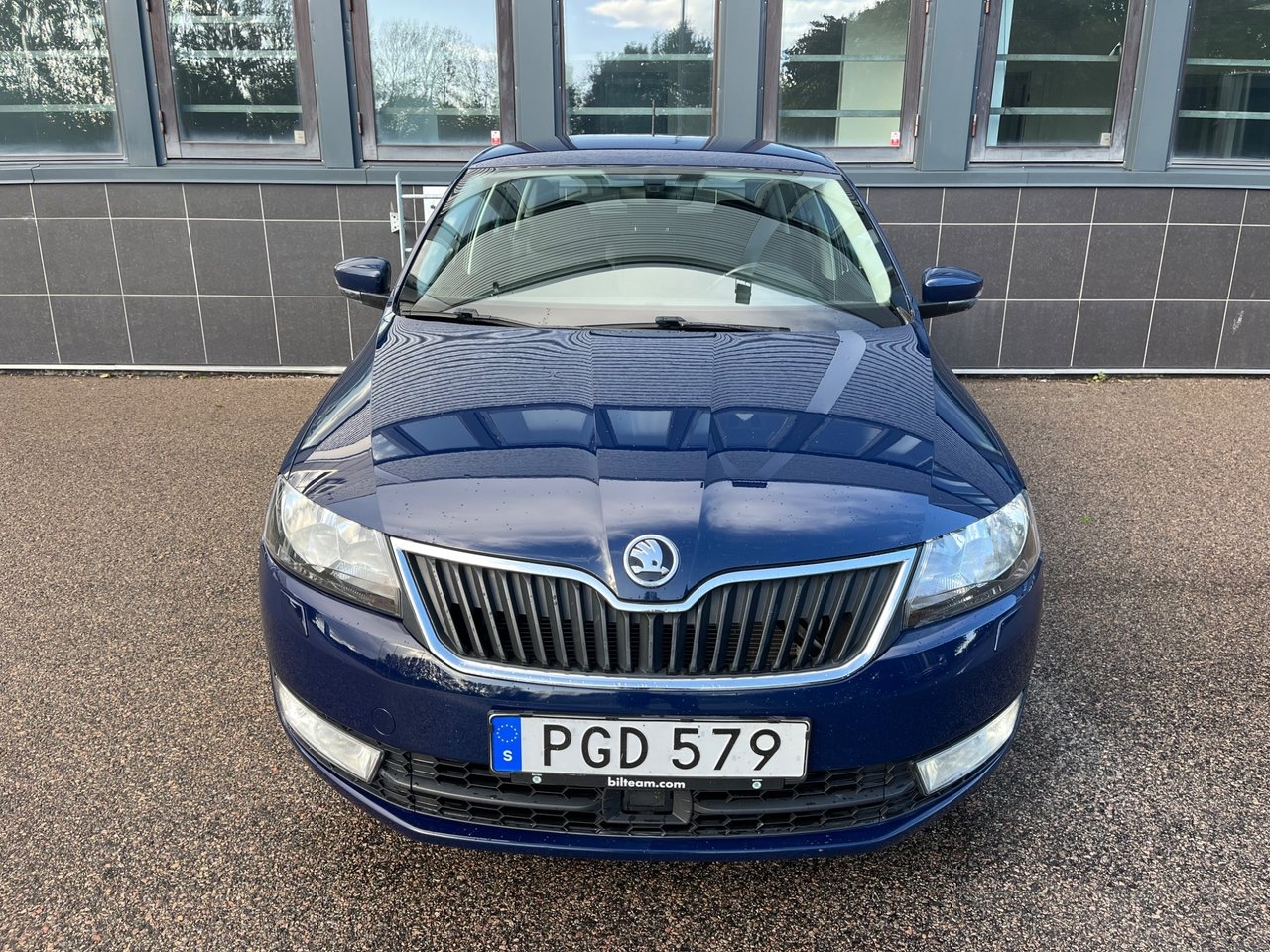 Skoda Rapid 2017, bild 2/10