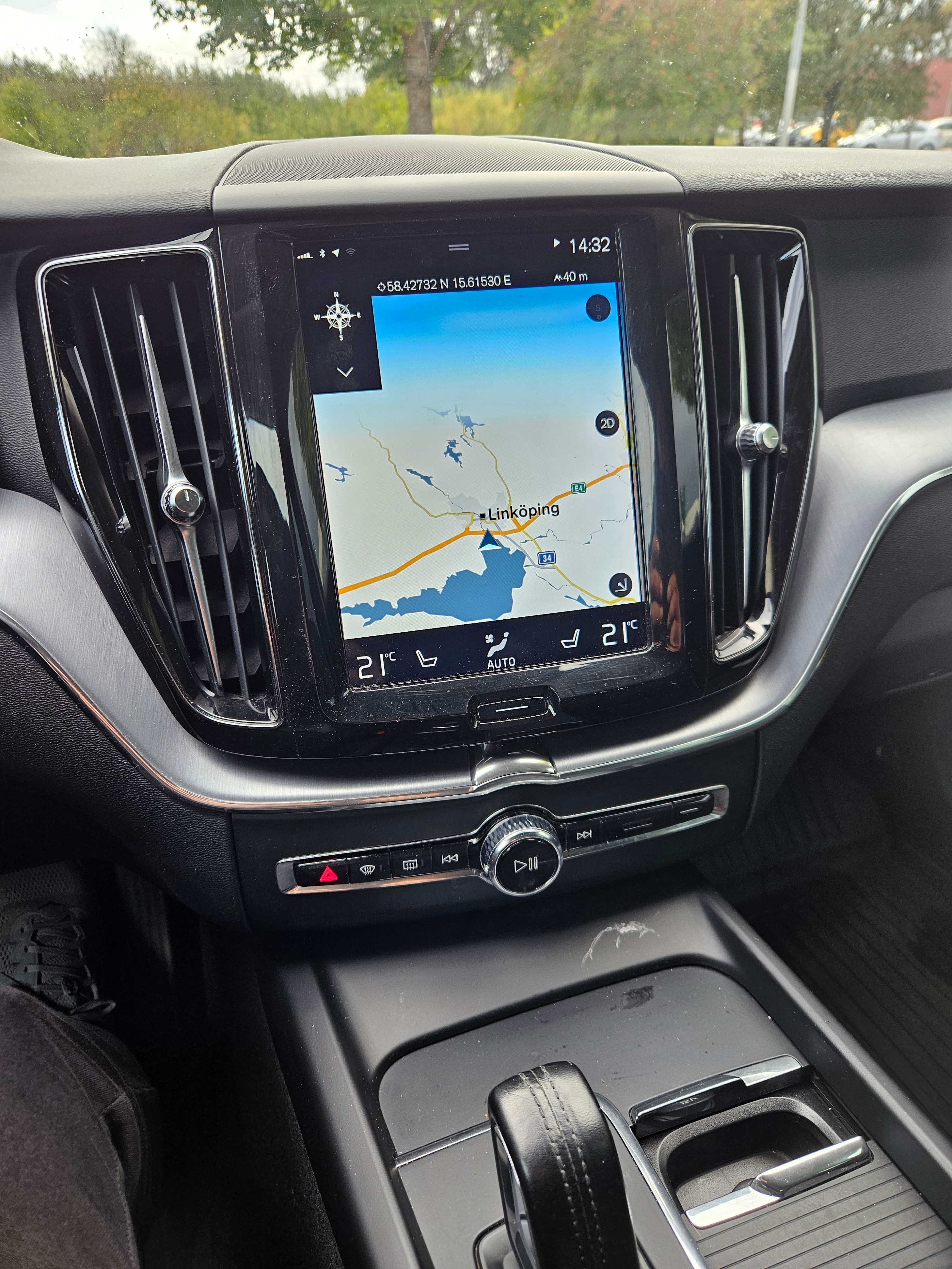 Volvo XC60 B4 AWD Geartronic 2020, bild 4/6