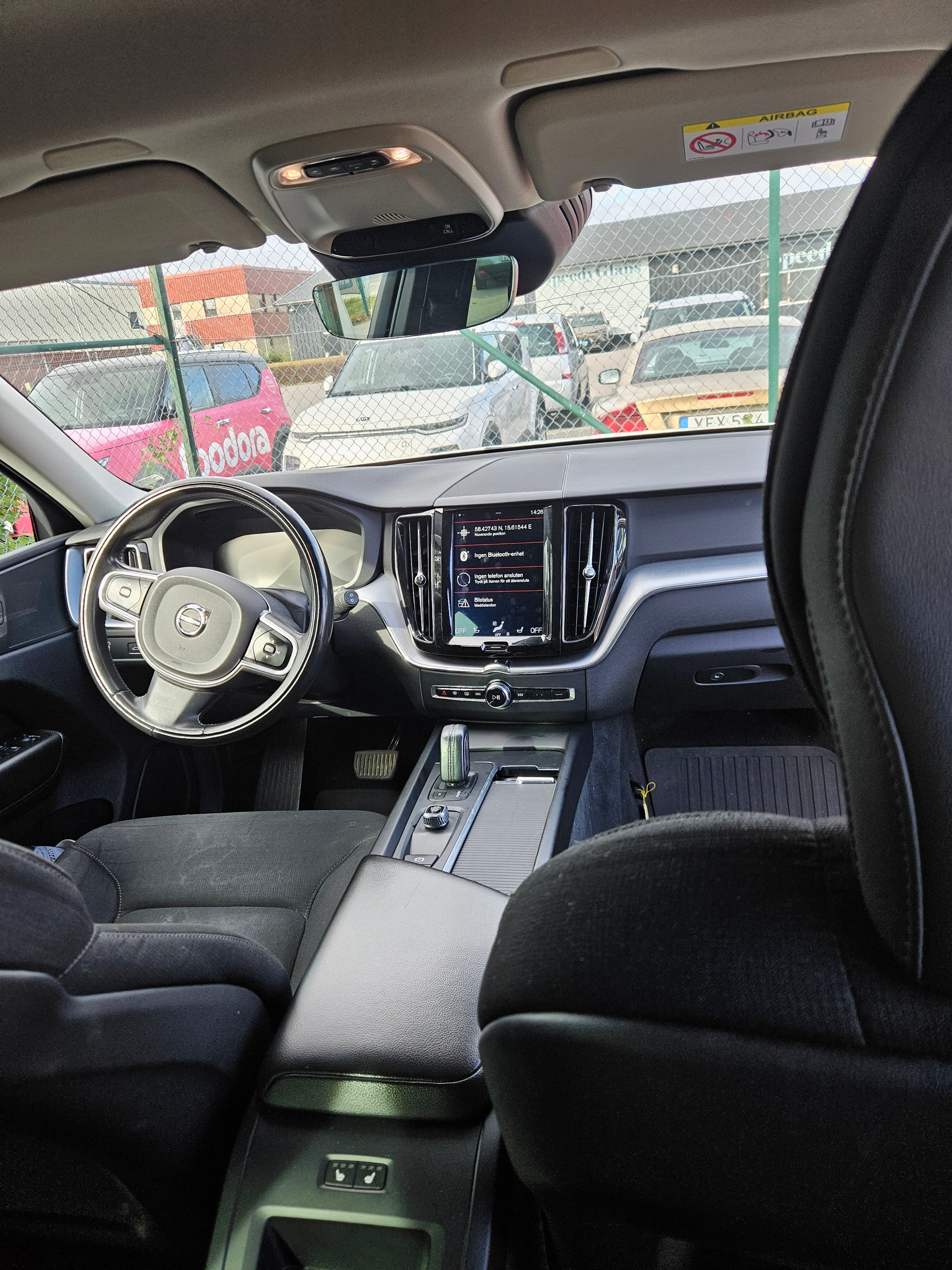 Volvo XC60 B4 AWD Geartronic 2020, bild 3/6