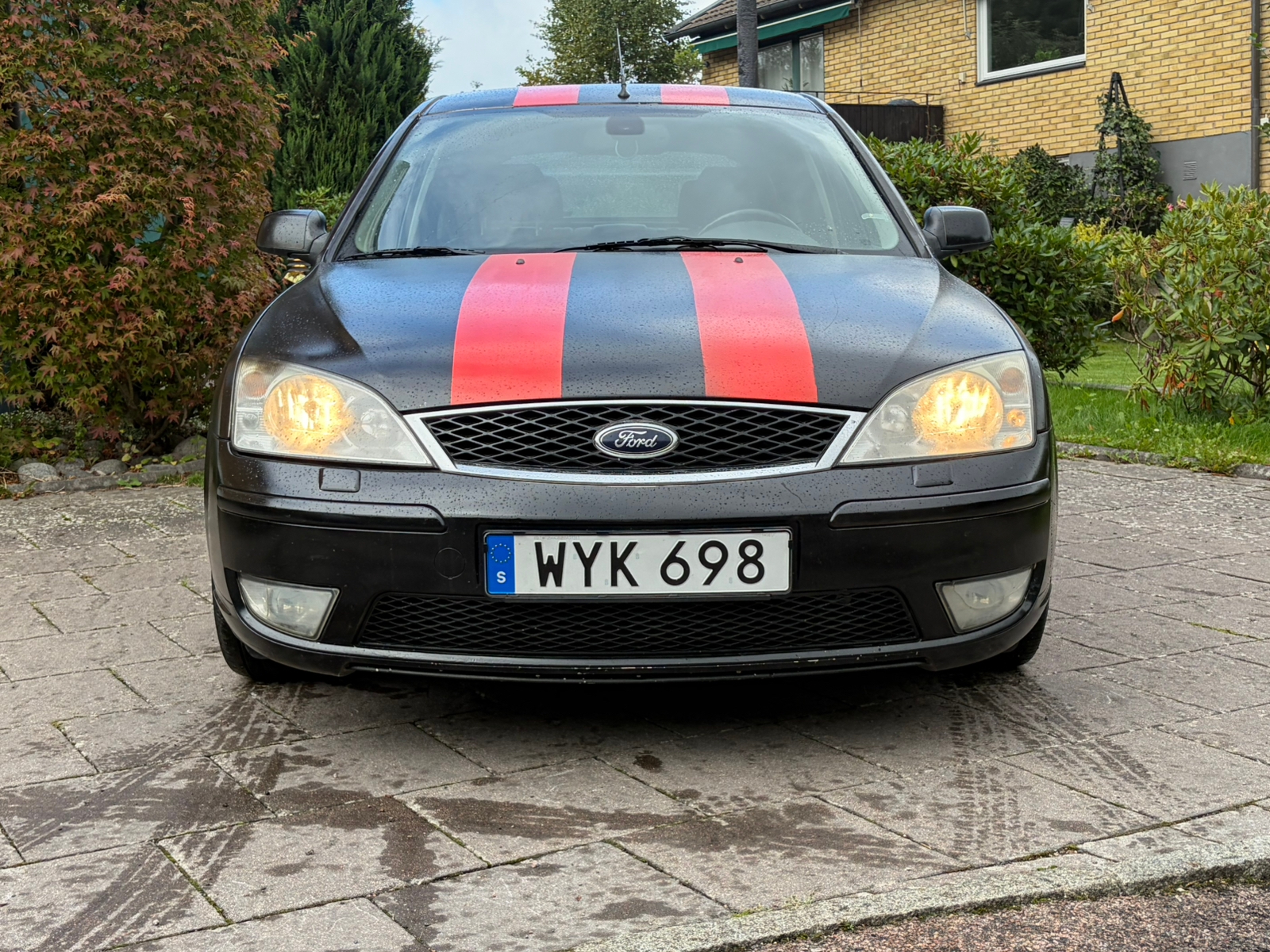 Ford Mondeo Halvkombi 3.0 V6 Manuell 2005, bild 2/8