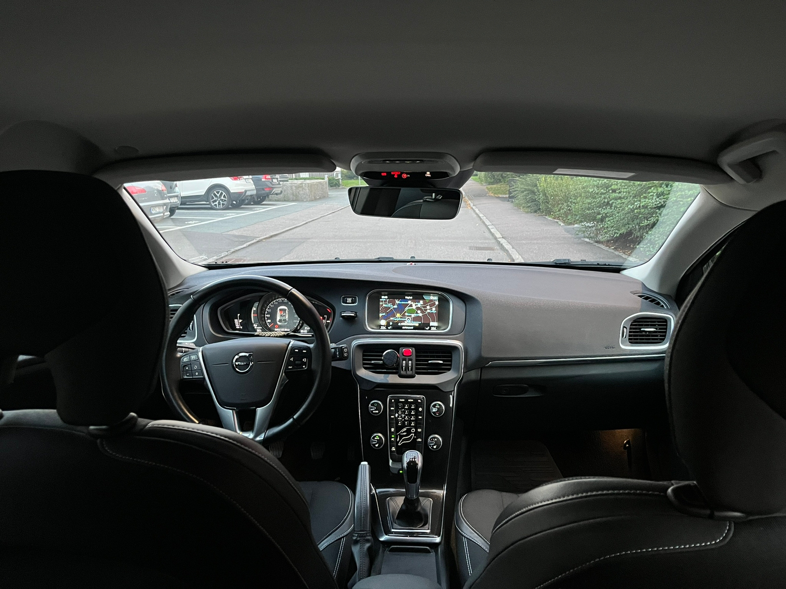 Volvo V40 T2 Manuell 2017, bild 6/7
