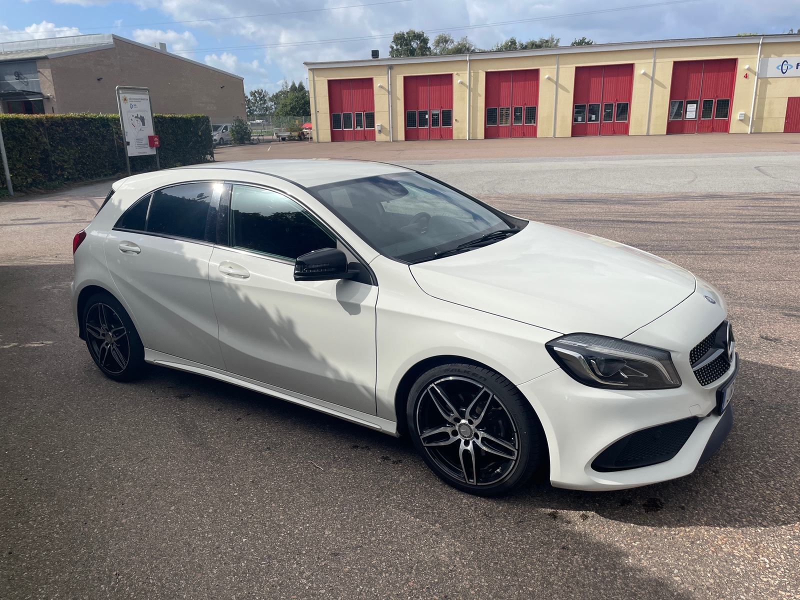Mercedes-Benz A 180 Manuell 2017, photo 3/6
