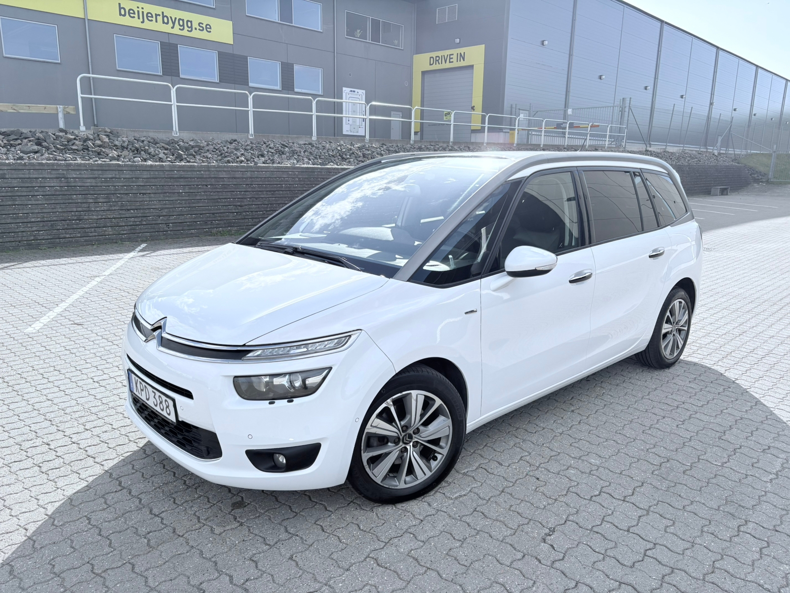 Citroen Grand C4 Picasso 2.0 HDi EAT 2014, bild 2/10