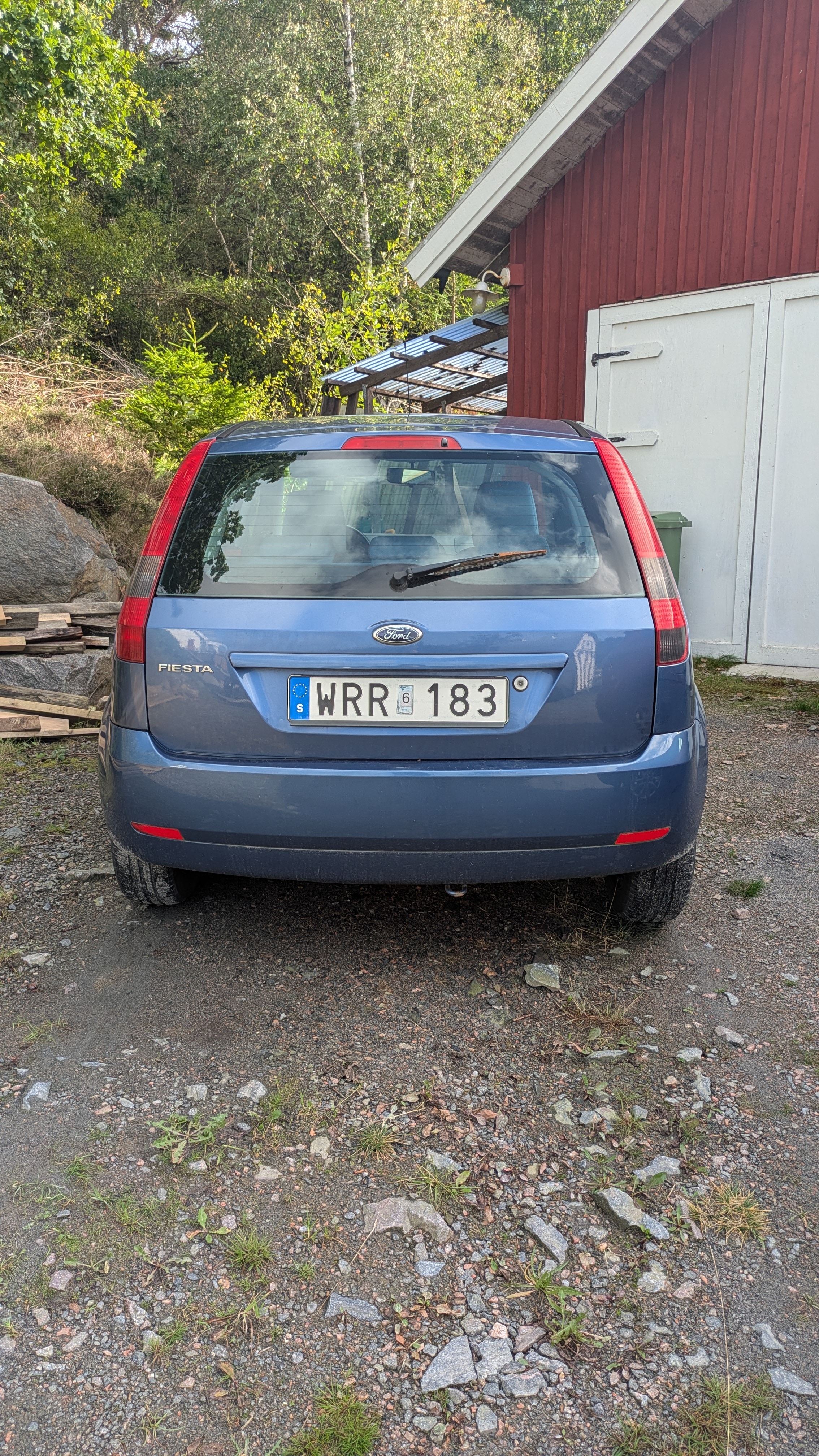 Ford Fiesta 5-dörrar 1.3 Manuell 2005, bild 5/8