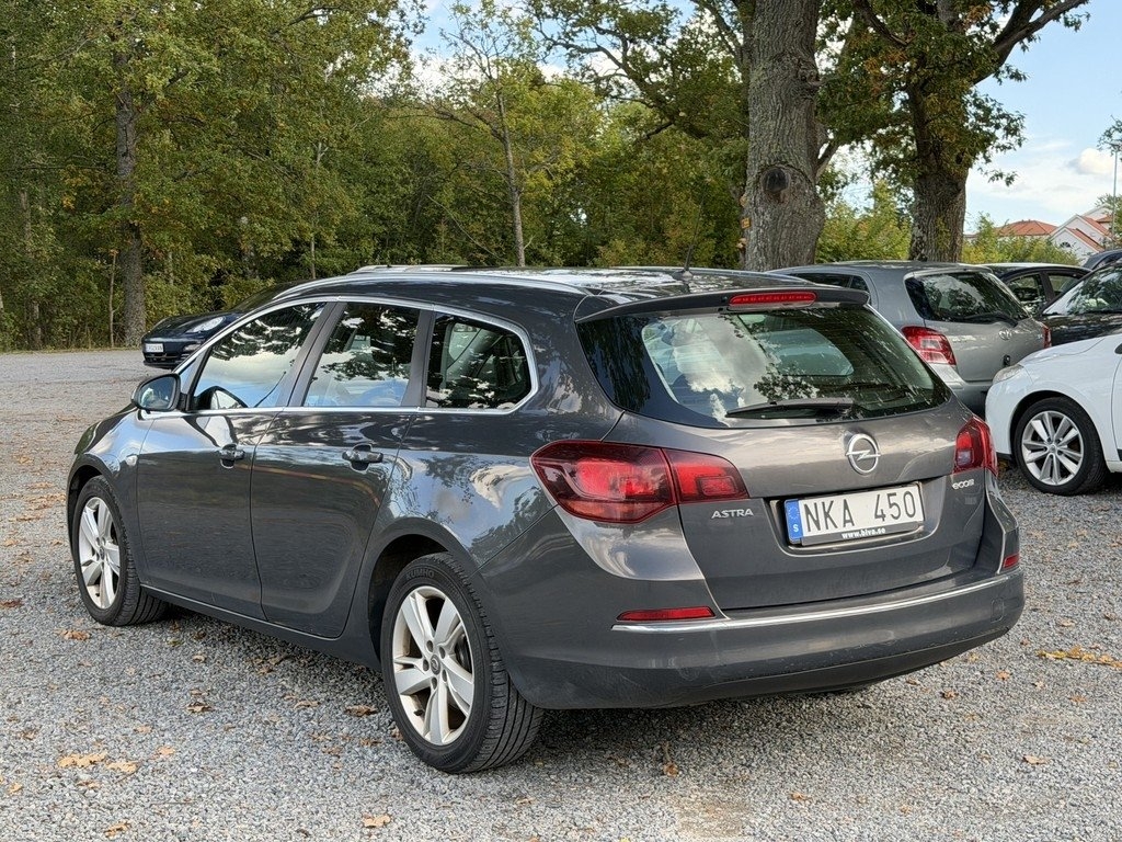 Opel Astra 2013, bild 4/10