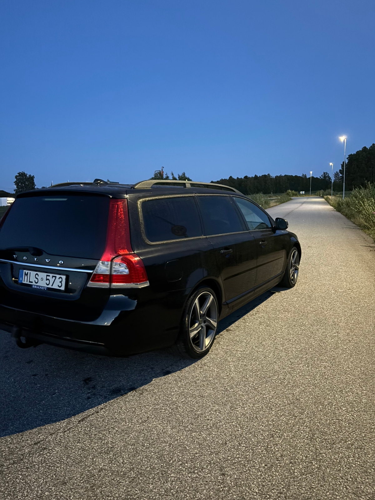 Volvo V70 D2 Manuell 2014, kuva 2/5