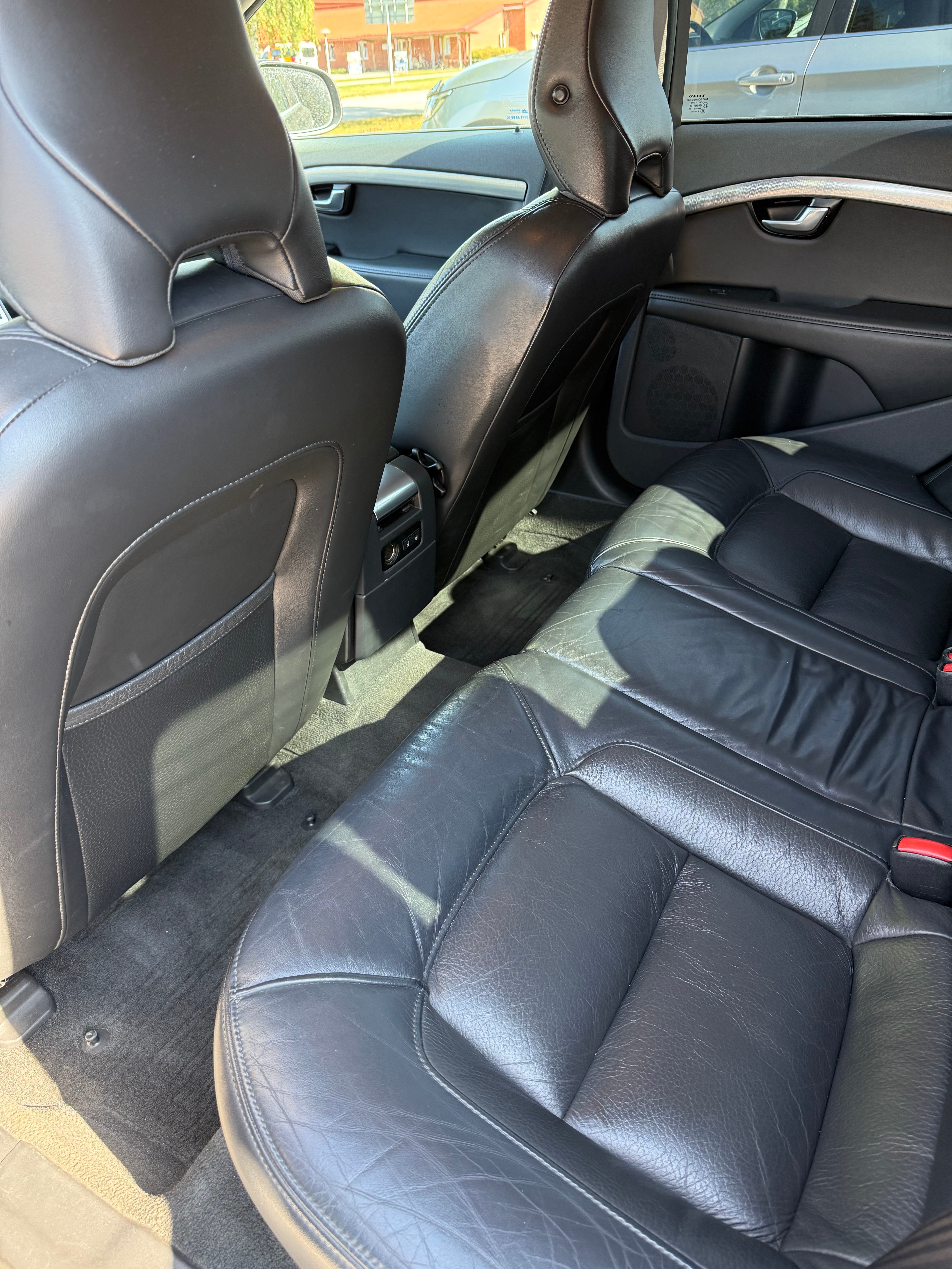 Volvo S80 2.4D Geartronic 2010, photo 5/5