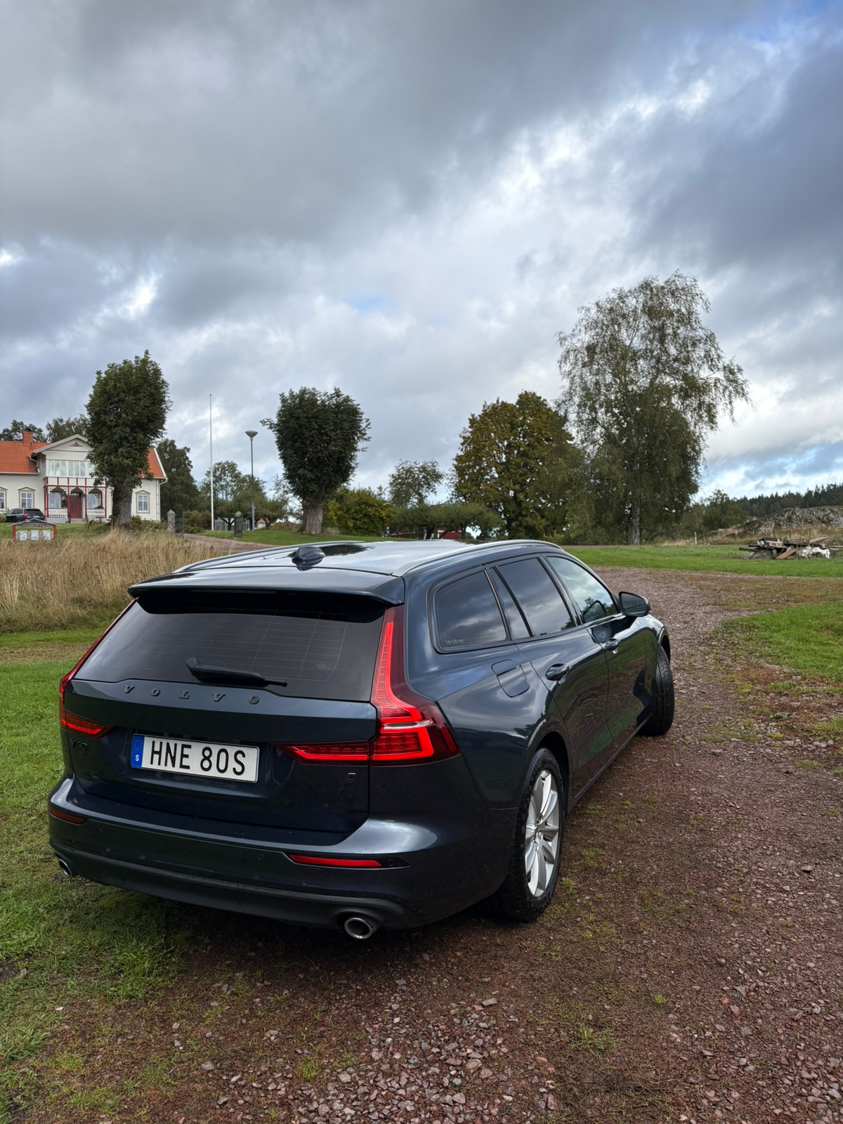 Volvo V60 D3 AWD Geartronic 2019, bild 2/10