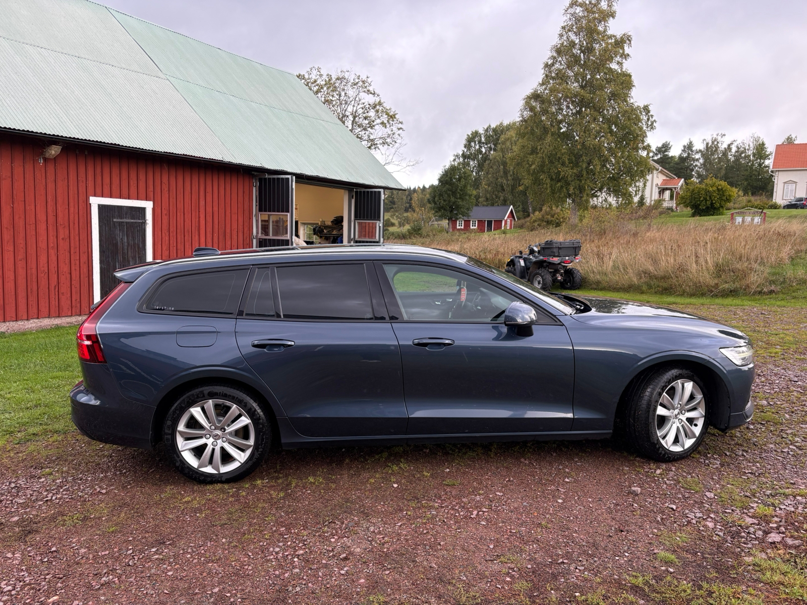 Volvo V60 D3 AWD Geartronic 2019, bild 3/10