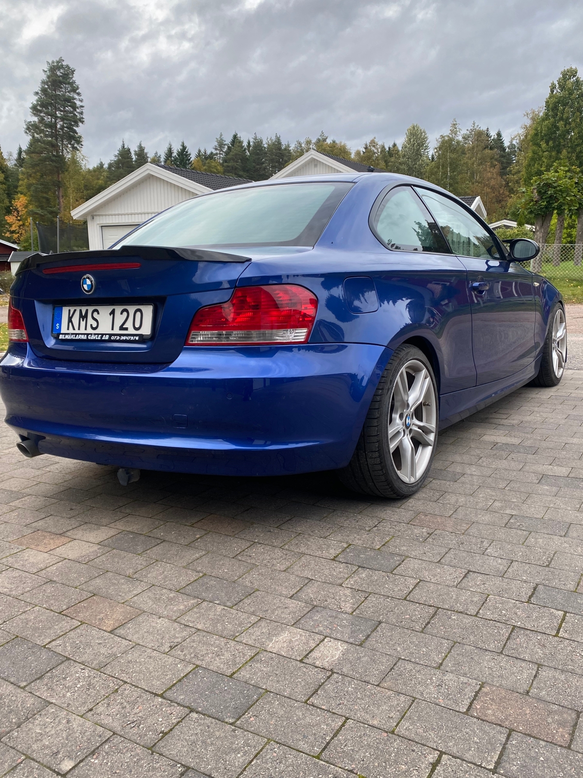 BMW 120 d Coupé Steptronic 2009, photo 3/10