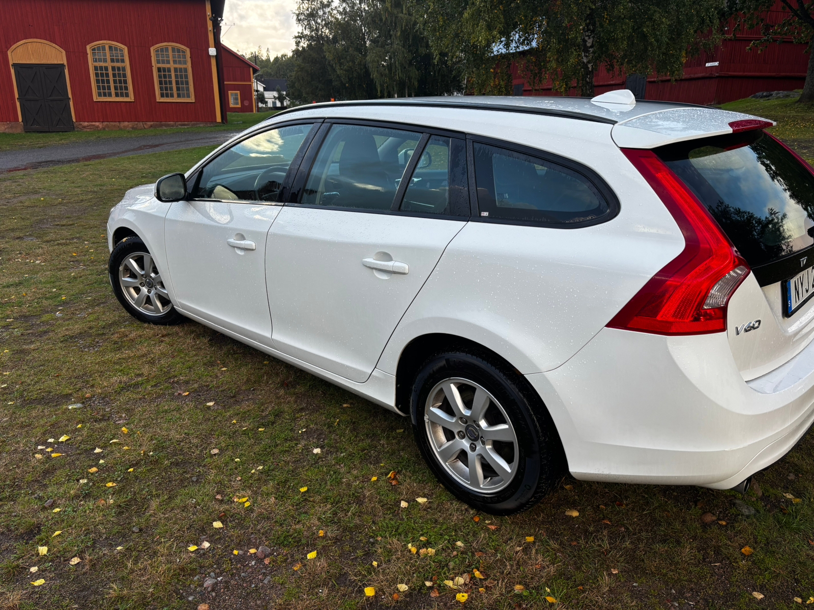Volvo V60 D2 Manuell 2014, bild 6/10