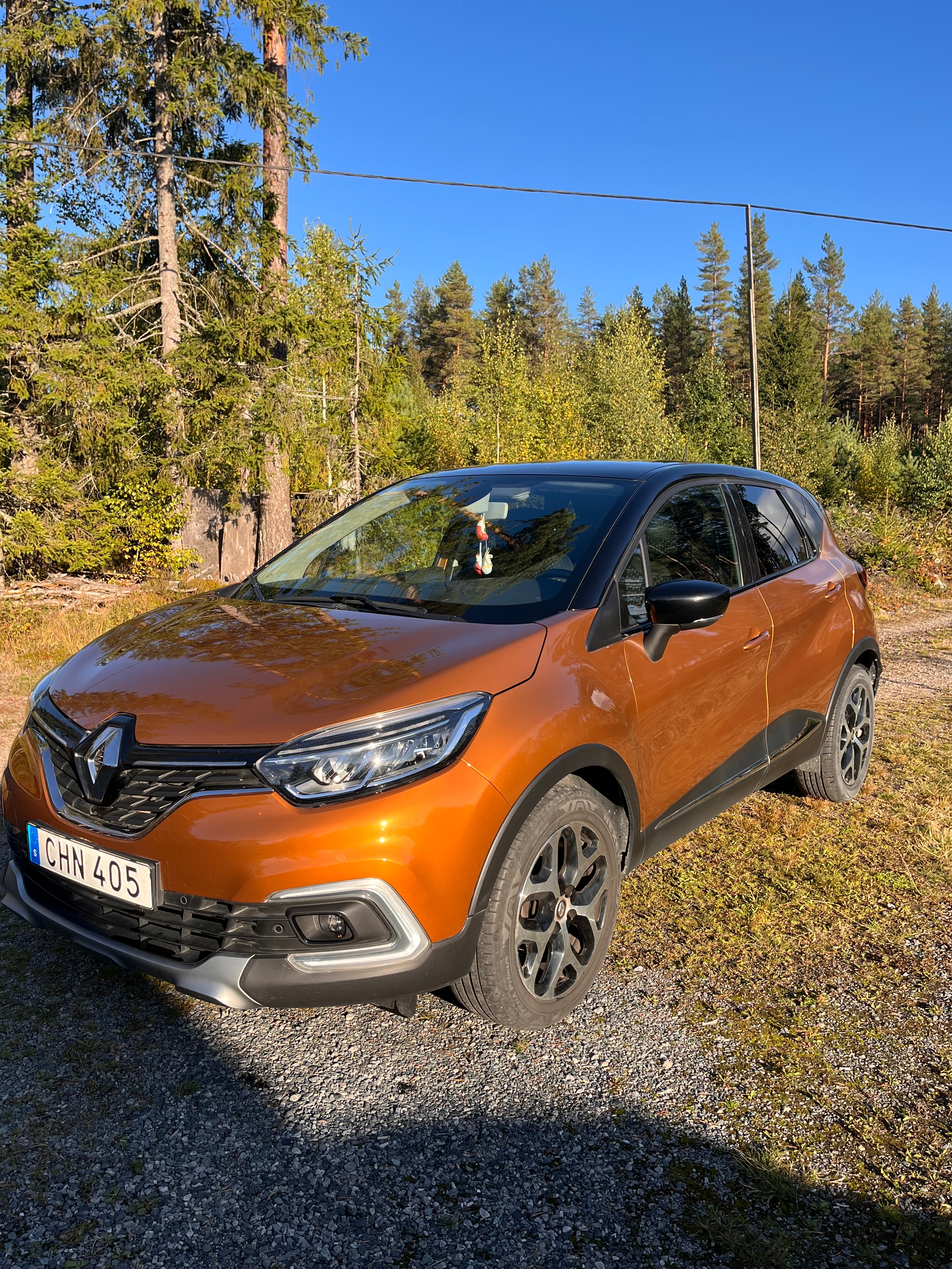 Renault Captur 0.9 TCe Manuell 2017, bild 2/5