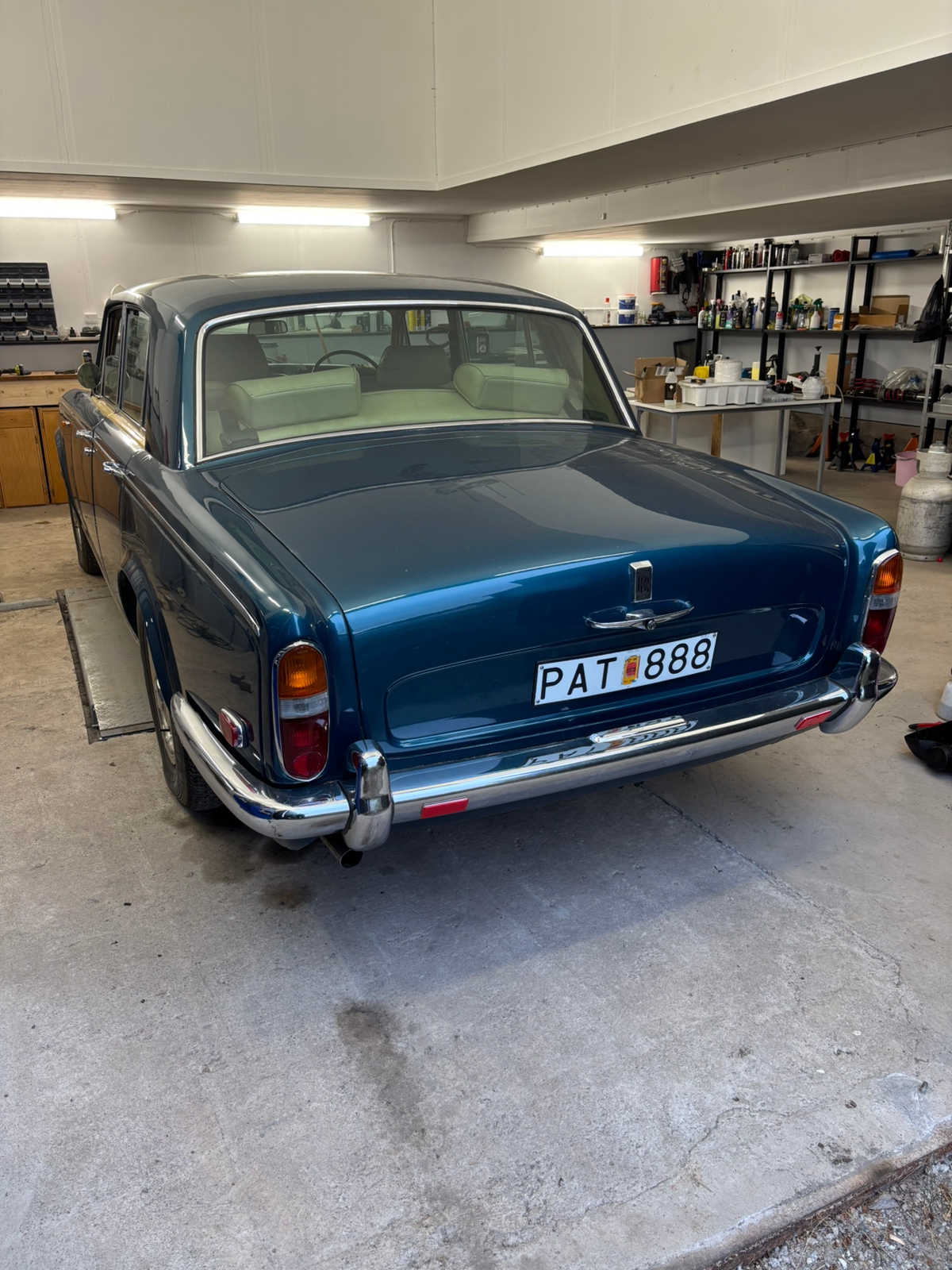 Rolls-Royce Silver Shadow 1975, photo 3/8
